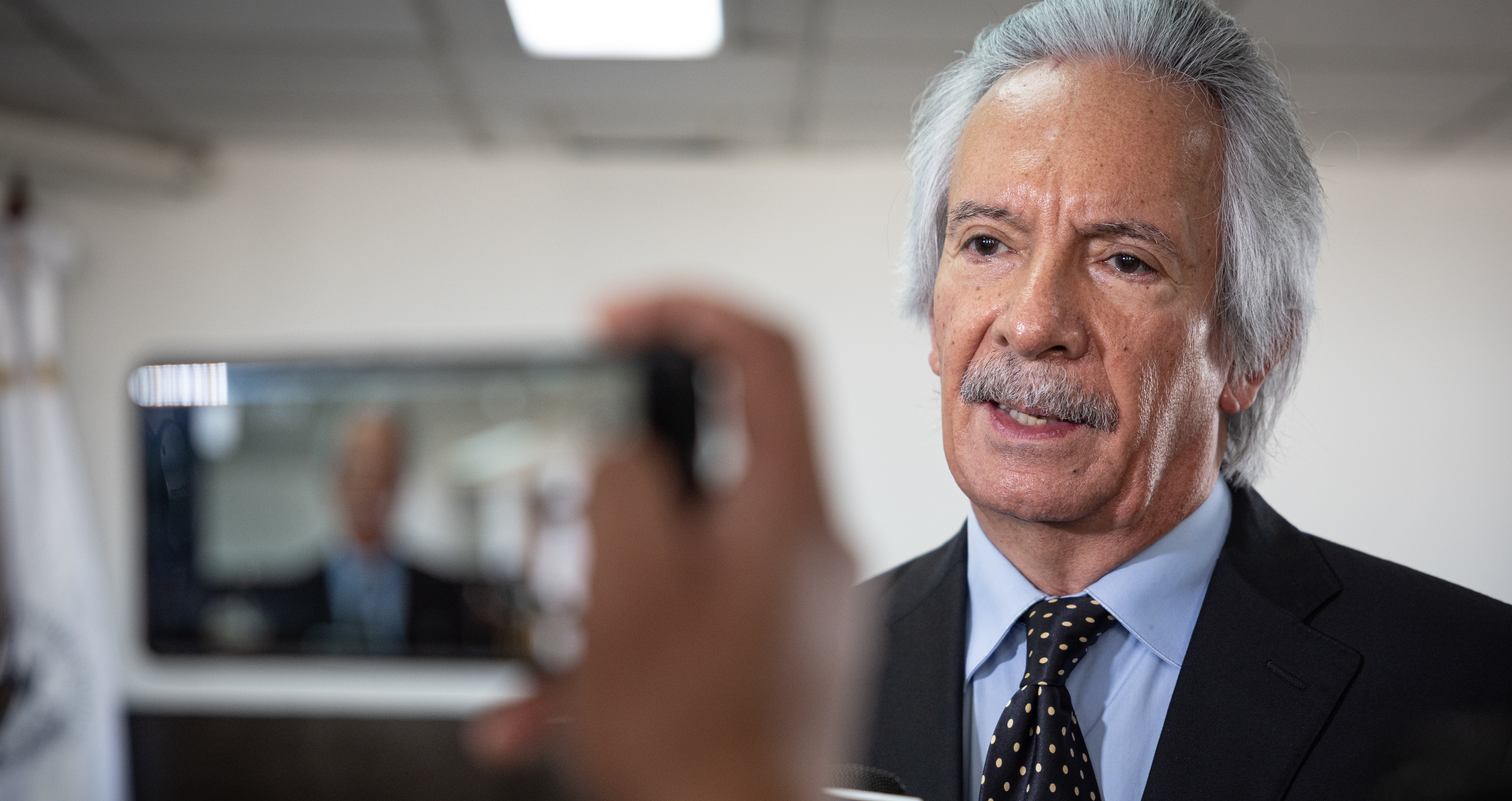 Tribunal Noveno conoce amparo otorgado a Jose Rubén Zamora y mantiene arresto domiciliario