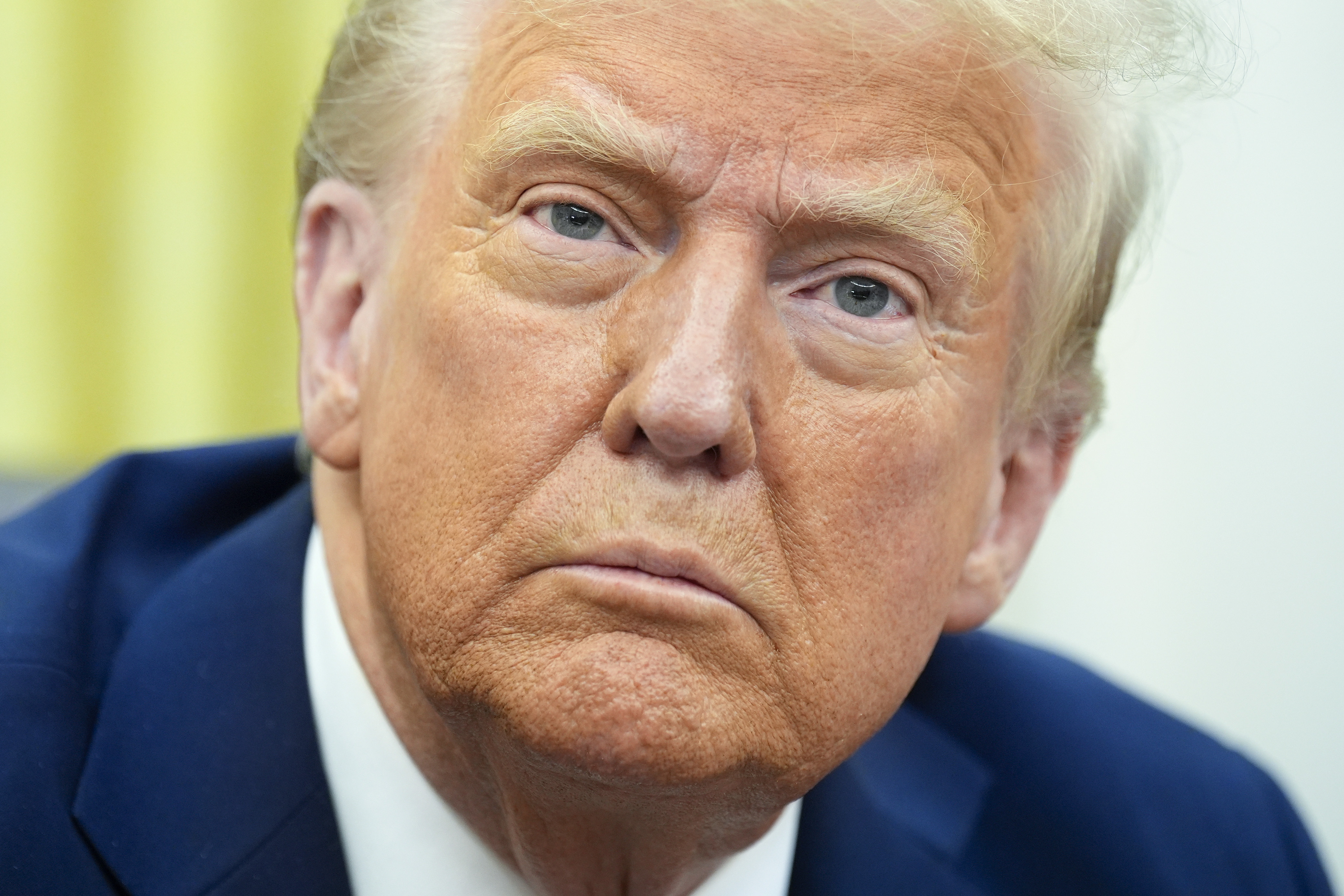 Fiscales de EE. UU. advierten a Trump que no participarán de su política migratoria