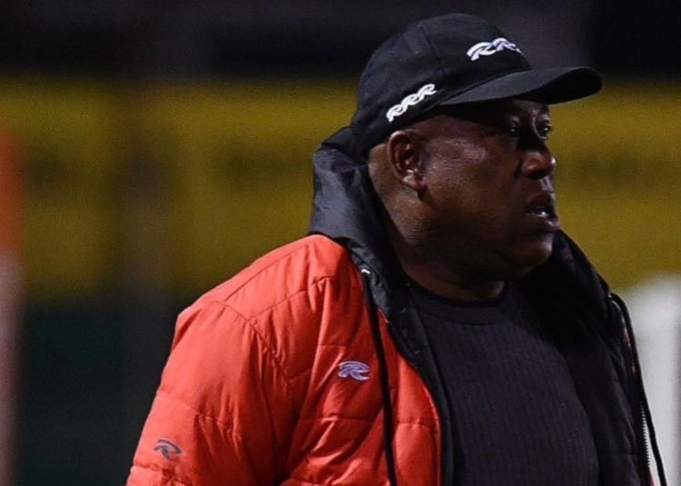 Hernán Medford se enoja tras consulta sobre el gol no convalidado a Municipal, “¿Qué quiere que haga, que vaya a ver si fue gol o no?”