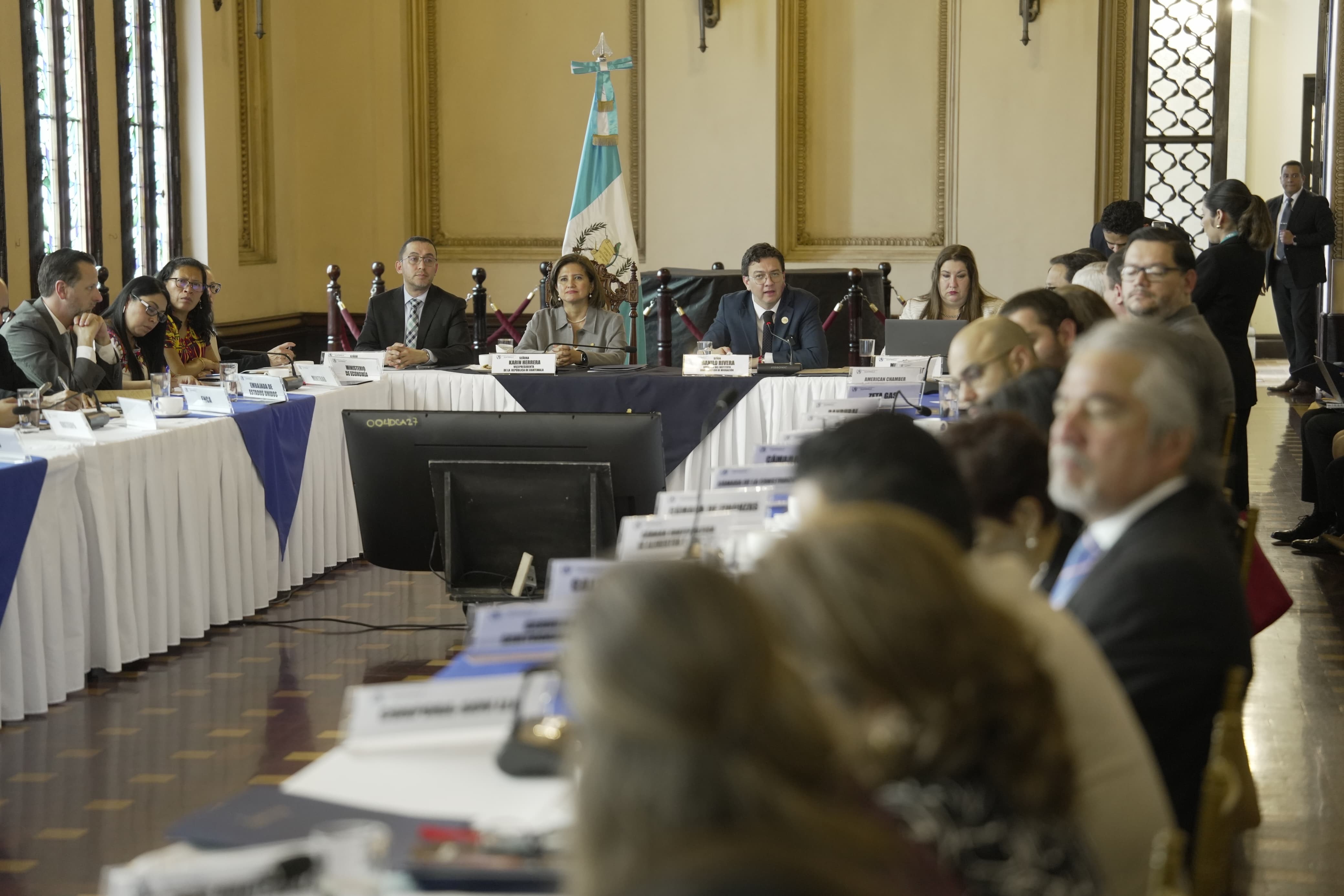 Perfilan las habilidades y experiencia laboral de los migrantes retornados, mientras se define plan entre Gobierno y empresarios