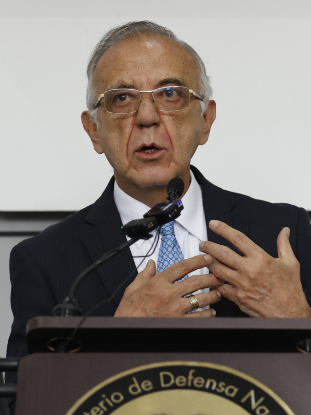 Ministro colombiano confía en que nuevo director de la Policía luchará contra corrupción