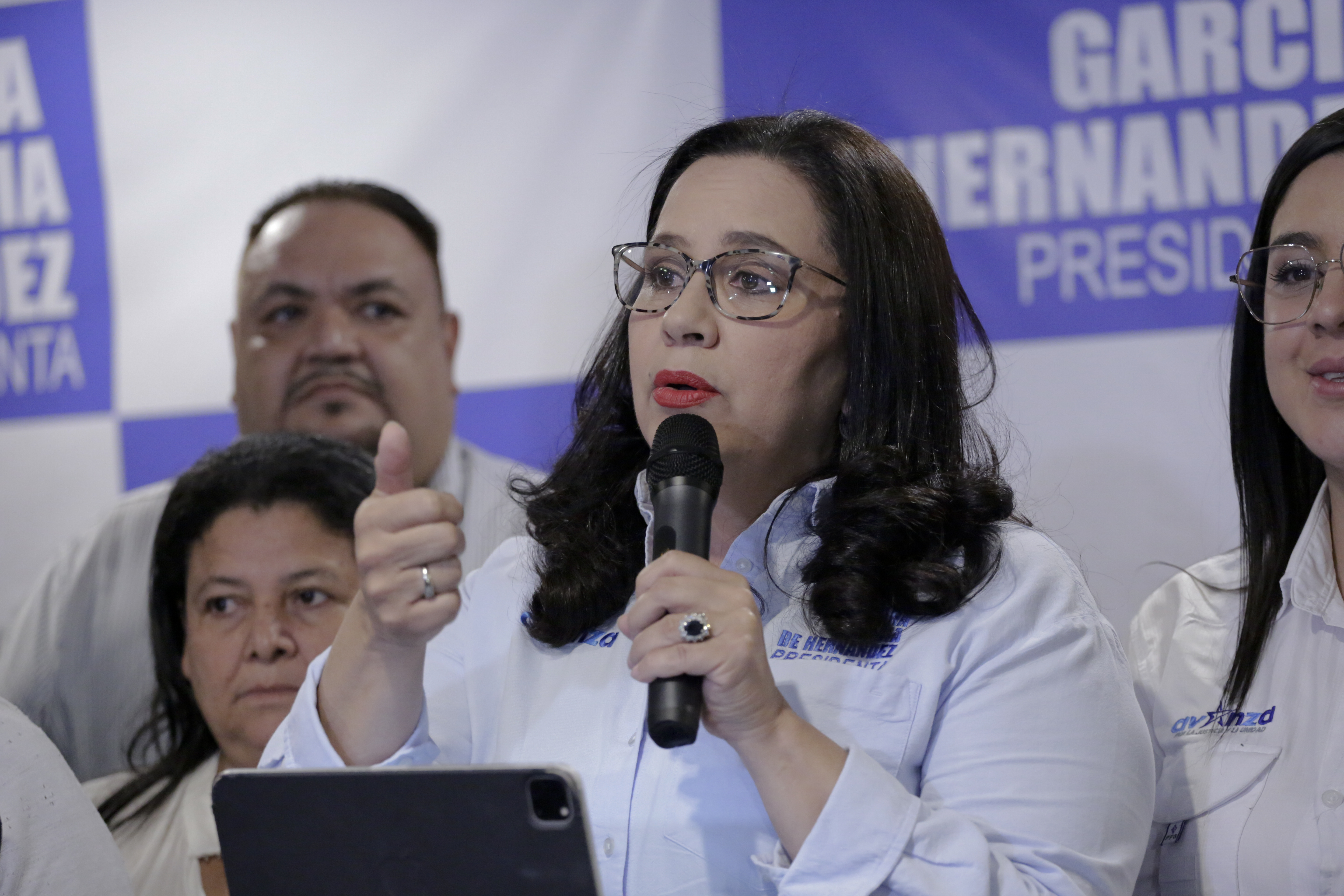 “Teme por su vida”: qué dijo la esposa de Juan Orlando Hernández tras el indulto que el expresidente recibió de Trump