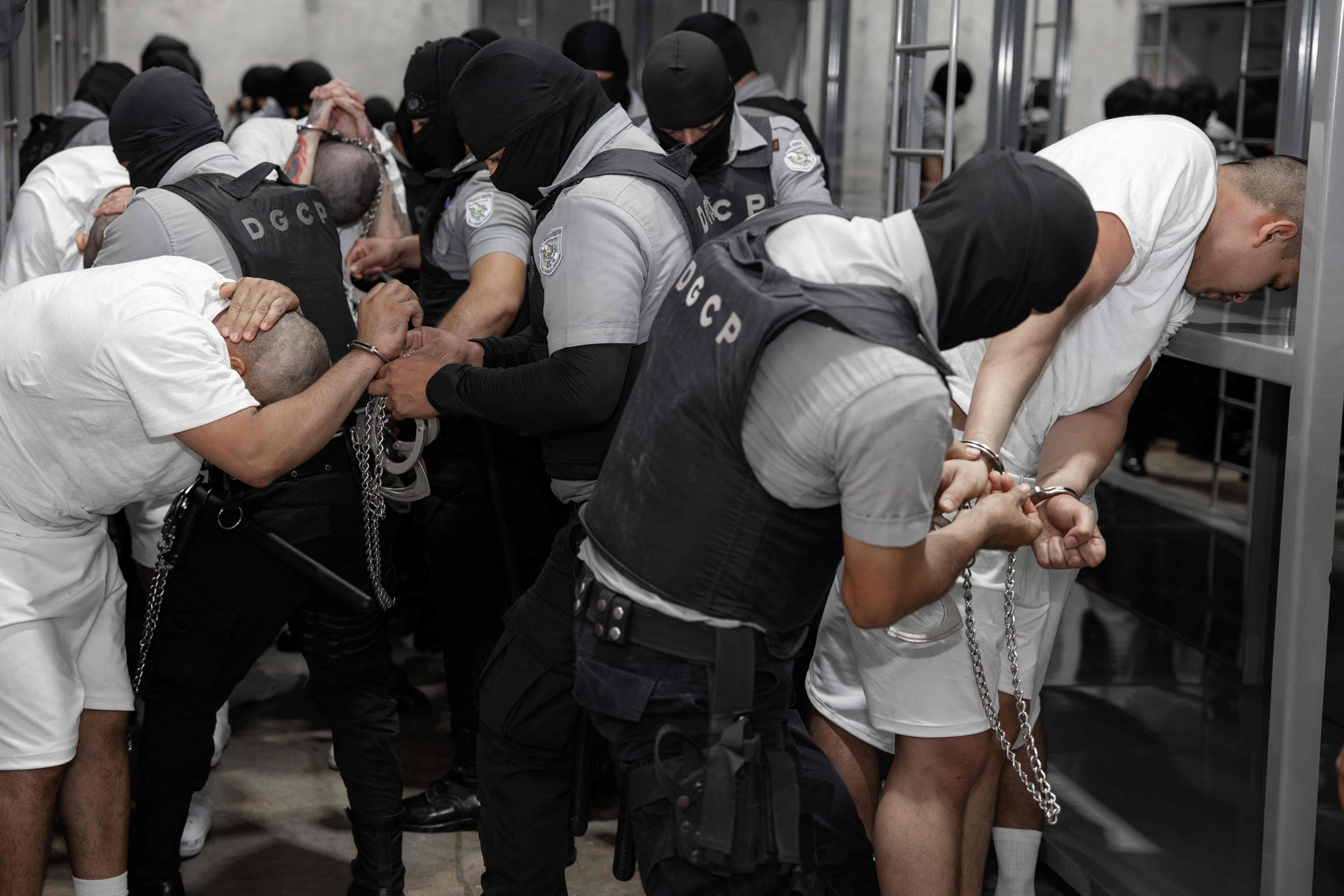 Alleged members of the Aragua Train in El Salvador