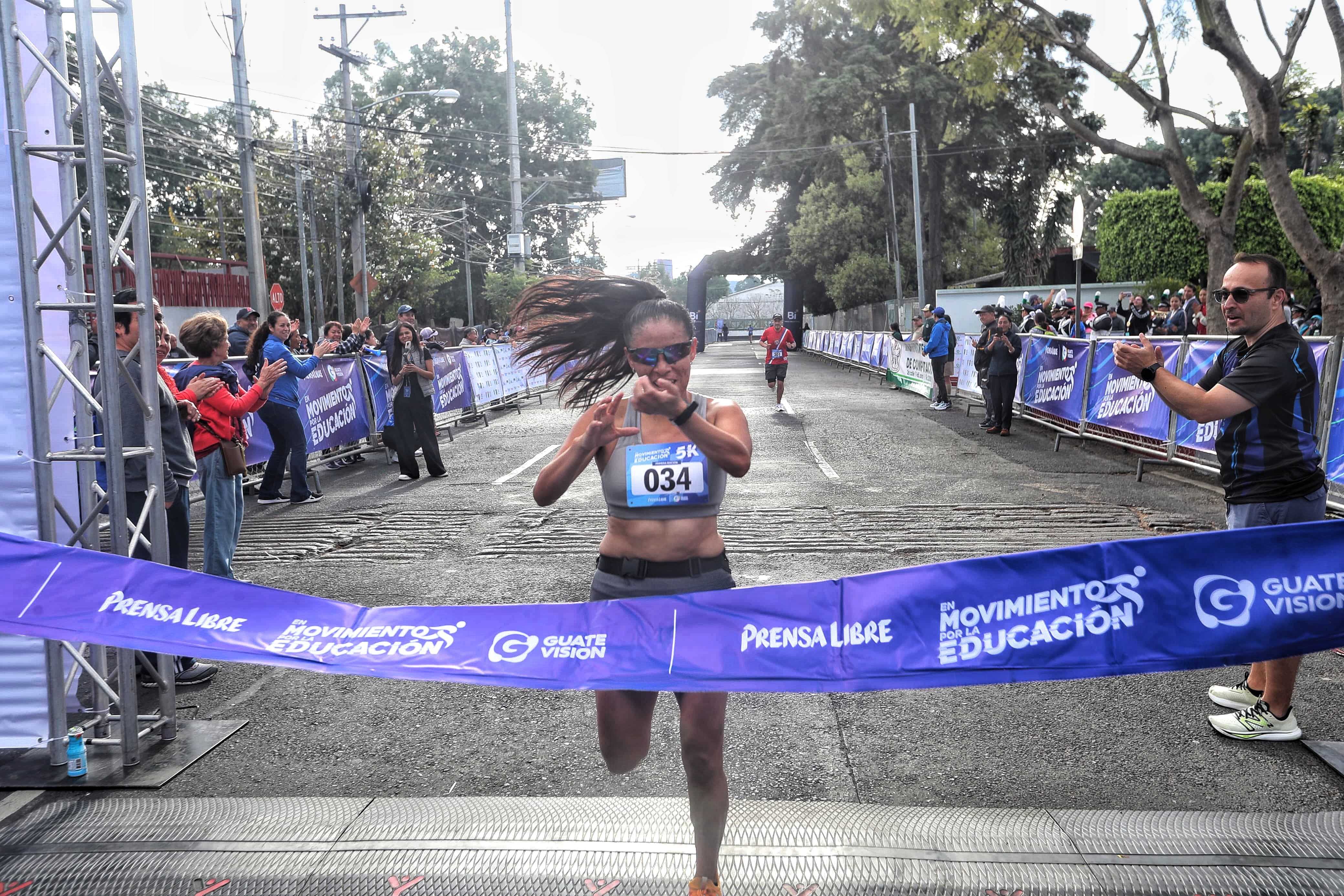 Eulalia Cac de 34 años obtuvo el primer lugar en la categoría femenina de 5K. (Foto Prensa Libre: Byron Rivera Baiza)