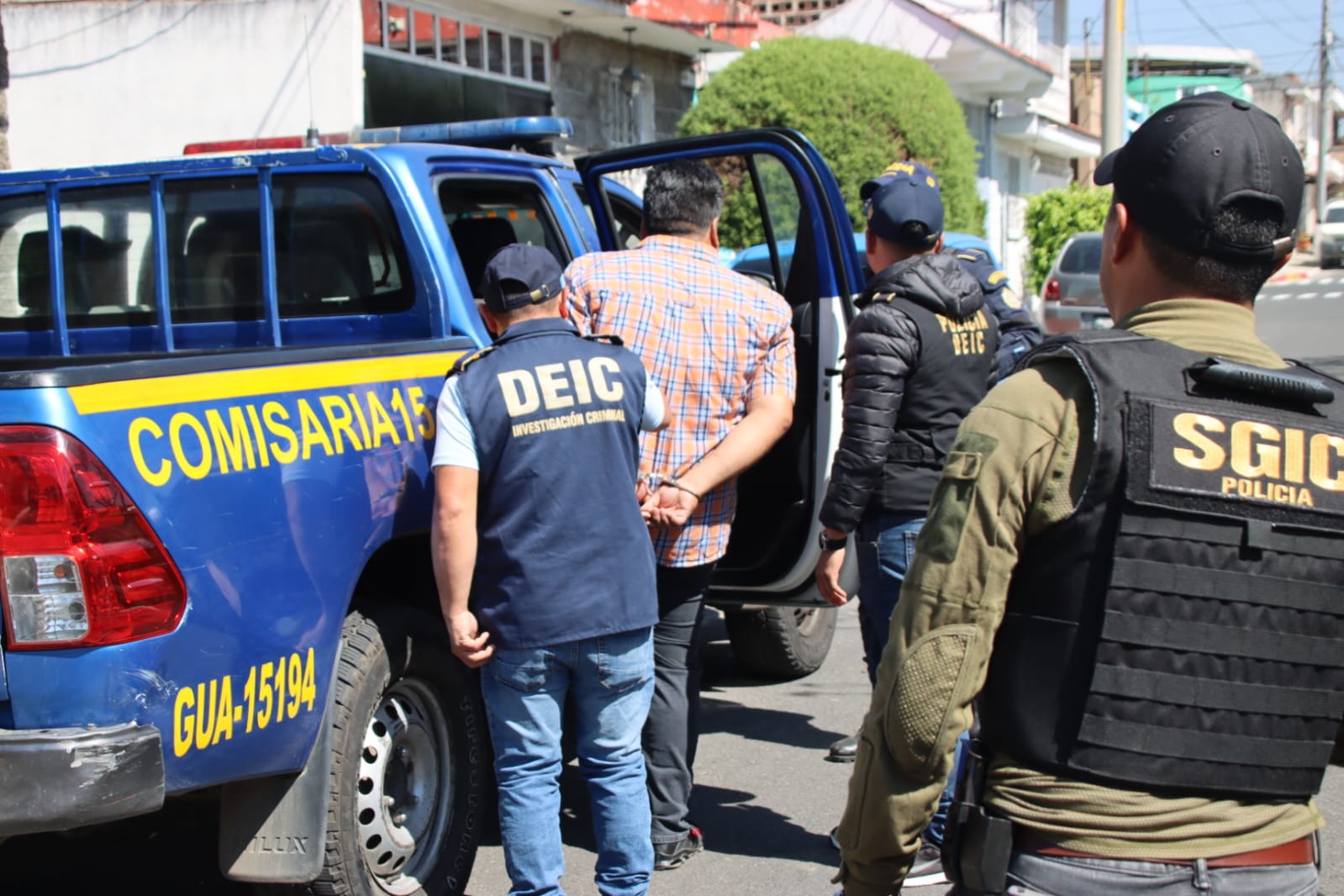 Presunto miembro de una banda de robacarros transnacional es detenido en Villa Nueva