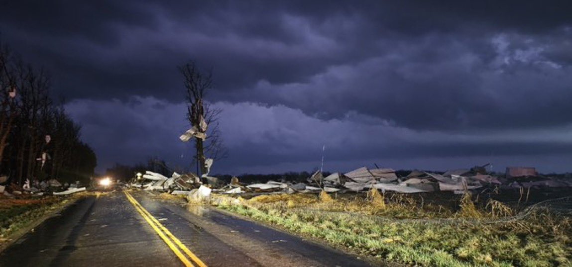 Destrucción y muerte en EE. UU.: Violentas tormentas y tornados dejan al menos 18 víctimas