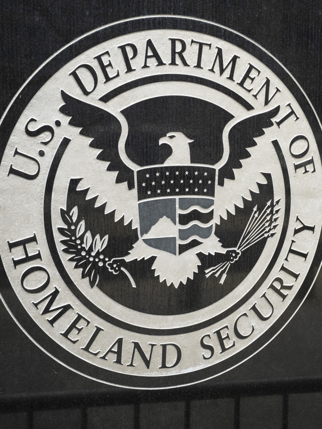 Protest at ICE headquarters for release of pro-Palestinian activist Mahmoud Khalil