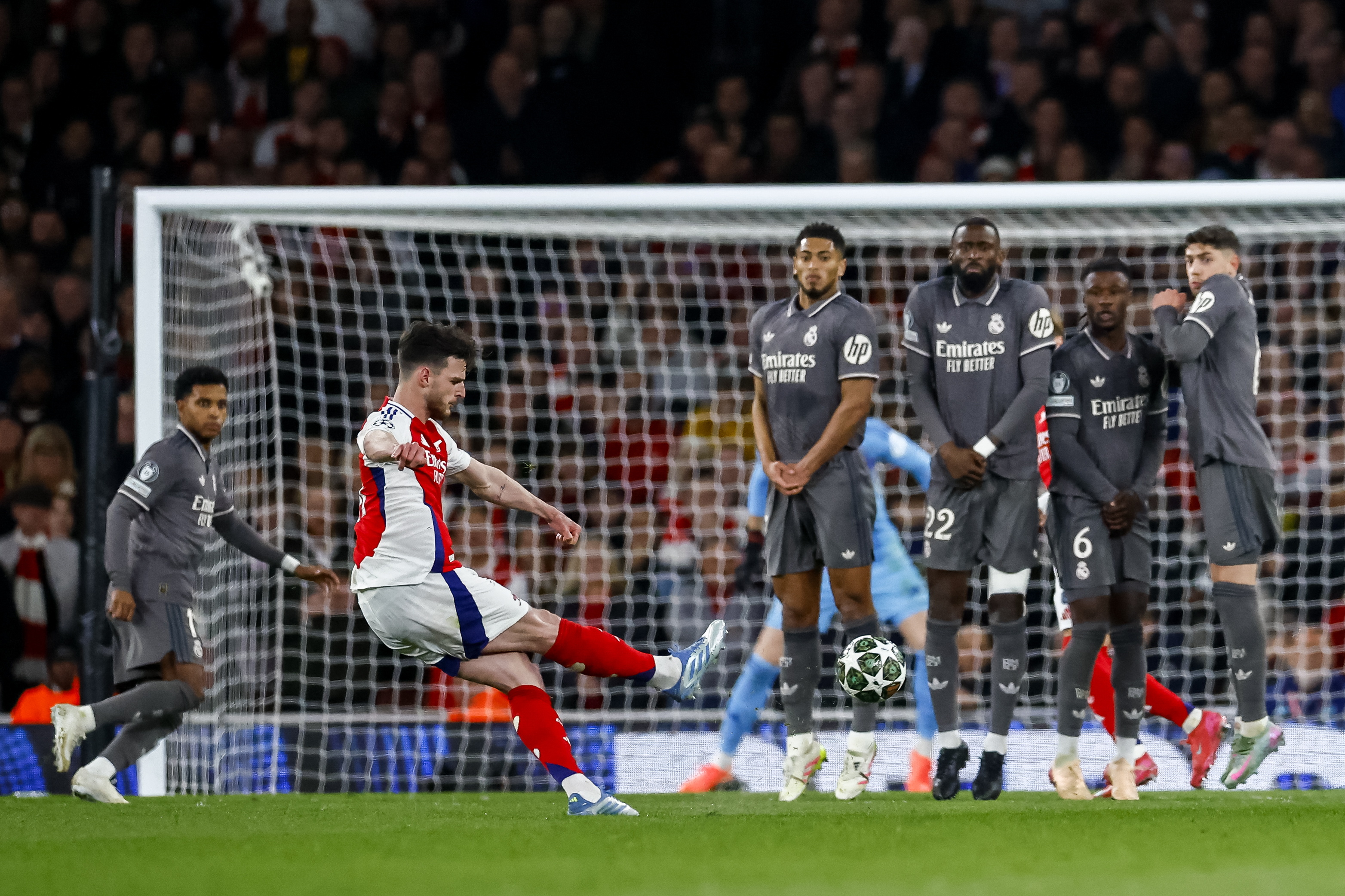 ¿A lo Roberto Carlos? La reacción de la leyenda brasileña al gol de