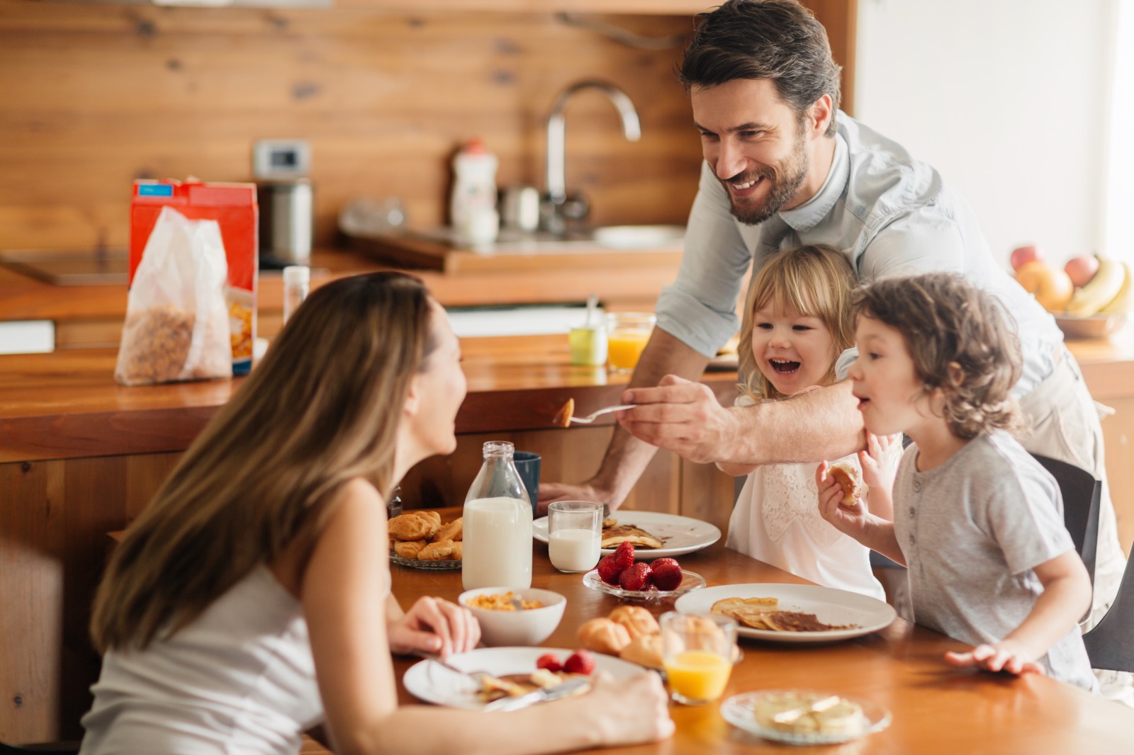 Cocinar en familia: beneficios emocionales, vínculos duraderos y recuerdos que alimentan el alma