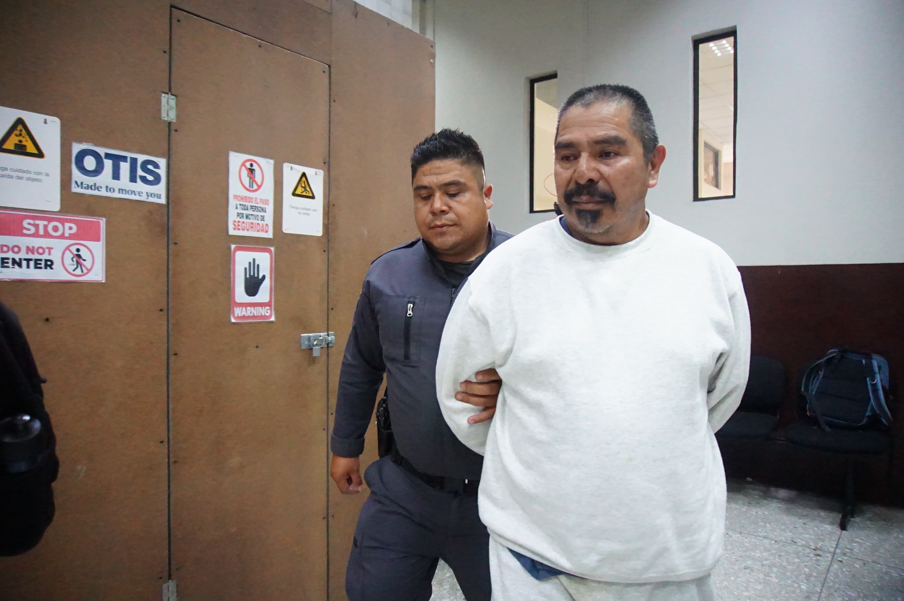 “Tengo miedo de que me pase algo como a los demás”: habla Darío Morales, implicado en el caso Gerardi
