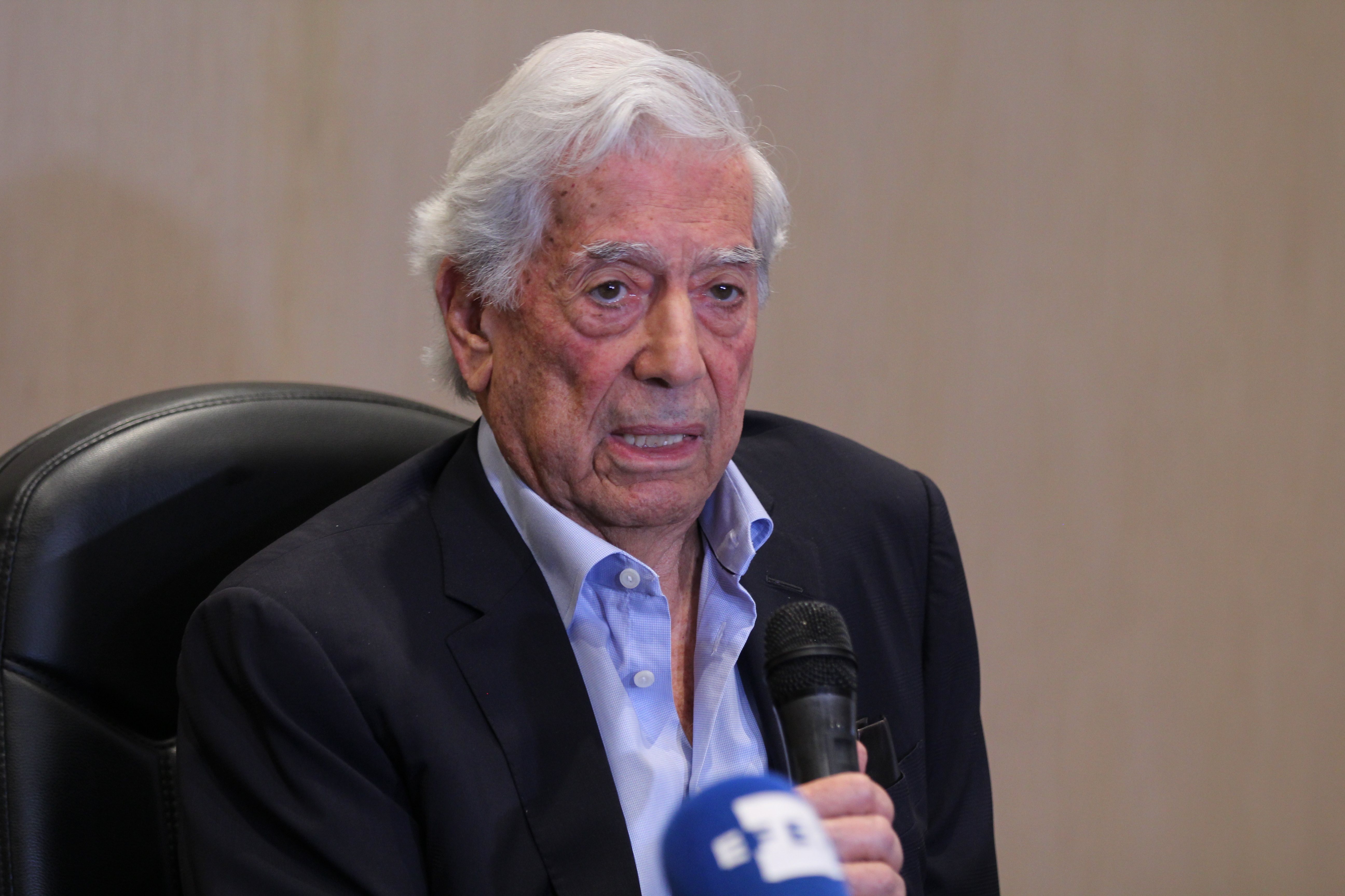 Previo a escribir su libro 