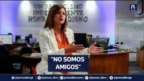 Luego que Prensa Libre y Guatevisión confirmaran que la vicepresidenta Karin Herrera es la funcionaria mejor pagada de Guatemala con un salario en Q 136 mil 412, la vicemandataria ahora dice que inició el trámite con el Ministerio de Finanzas para bajarse el sueldo. Asegura que iniciaron dichos trámites pero que asesores le advirtieron de posibles riesgos legales. En entrevista con La Red 106.1 reconoció que respetará la orden del presidente Arévalo de reducirse el salario, y durante la entrevista declaró que no es amiga del mandatario.