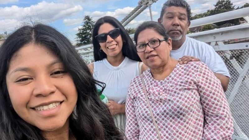 Las hermanas de El Salvador que escaparon de las maras y que por un error administrativo enfrentan la deportación desde Reino Unido