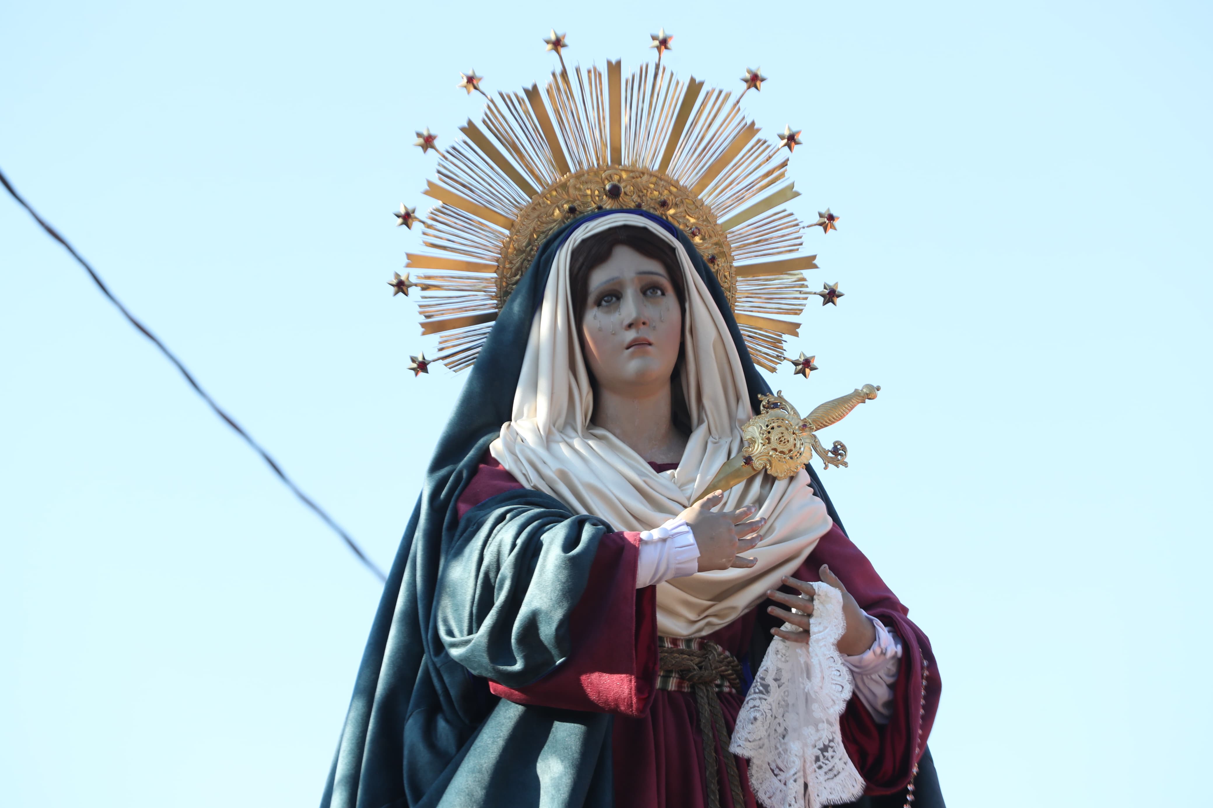 La Santísima Virgen de Dolores de la Merced de Antigua Guatemala, acompaña a Jesús Nazareno, evocando a una madre que lleva lágrimas de tristeza en sus mejillas llorando el martirio de su hijo Jesucristo. (Foto Prensa Libre: Juan Pablo Barrientos Gaytan)