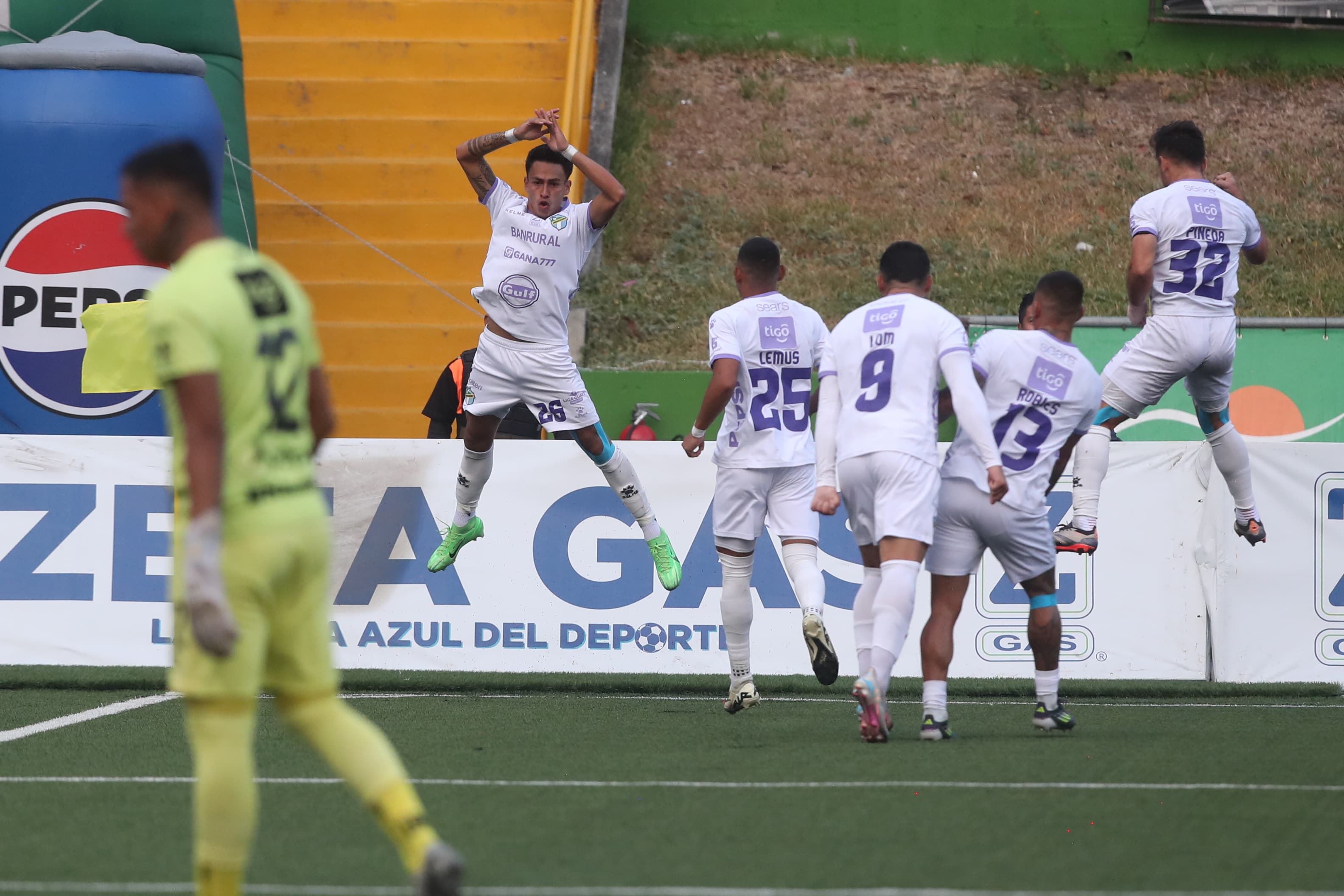 Comunicaciones vuelve a imponerse en el clásico y corta racha de seis duelos sin ganar ante Municipal