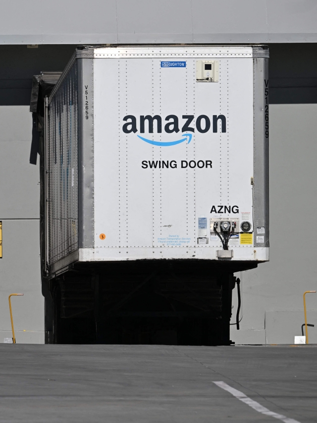 FILES-US-INTERNET-MERGER-TIKTOK-AMAZON