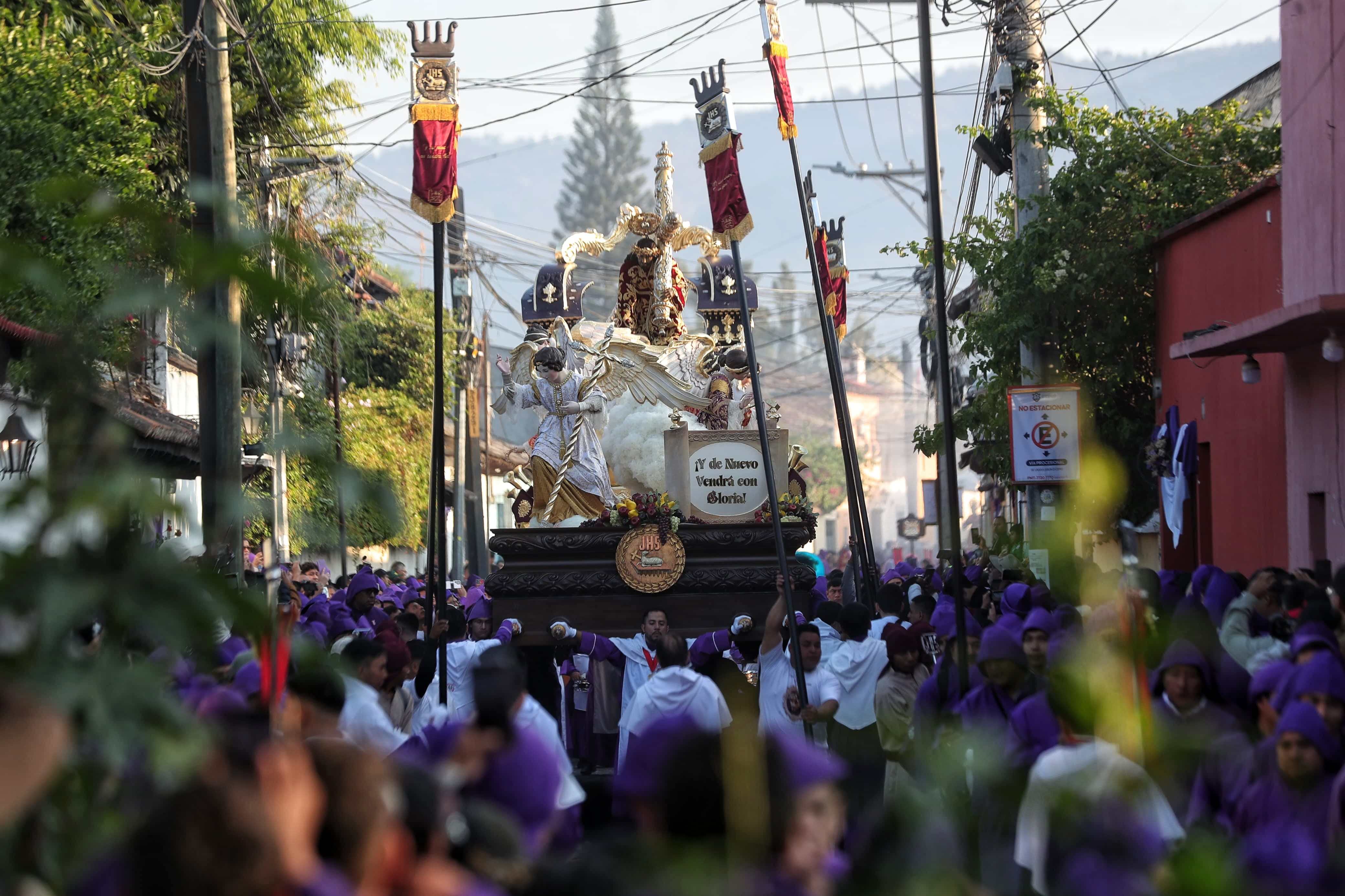 Jesus procession of the fall