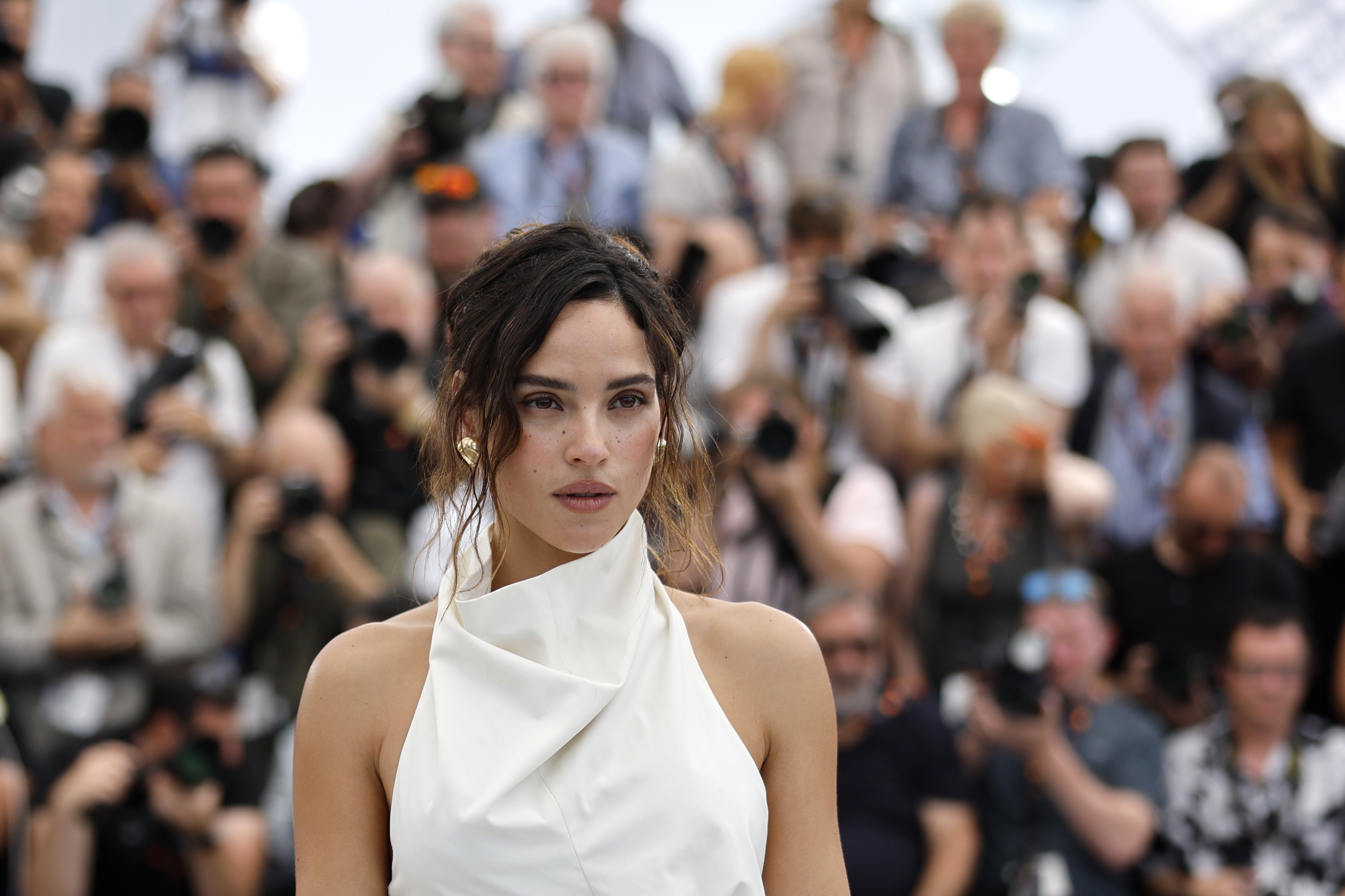 CANNES (France), 19/05/2025.- Adria Arjona attends the photocall for 'Splitsville' during the 78th annual Cannes Film Festival, in Cannes, France, 19 May 2025. The film festival runs from 13 to 24 May 2025. (Cine, Francia) EFE/EPA/GUILLAUME HORCAJUELO