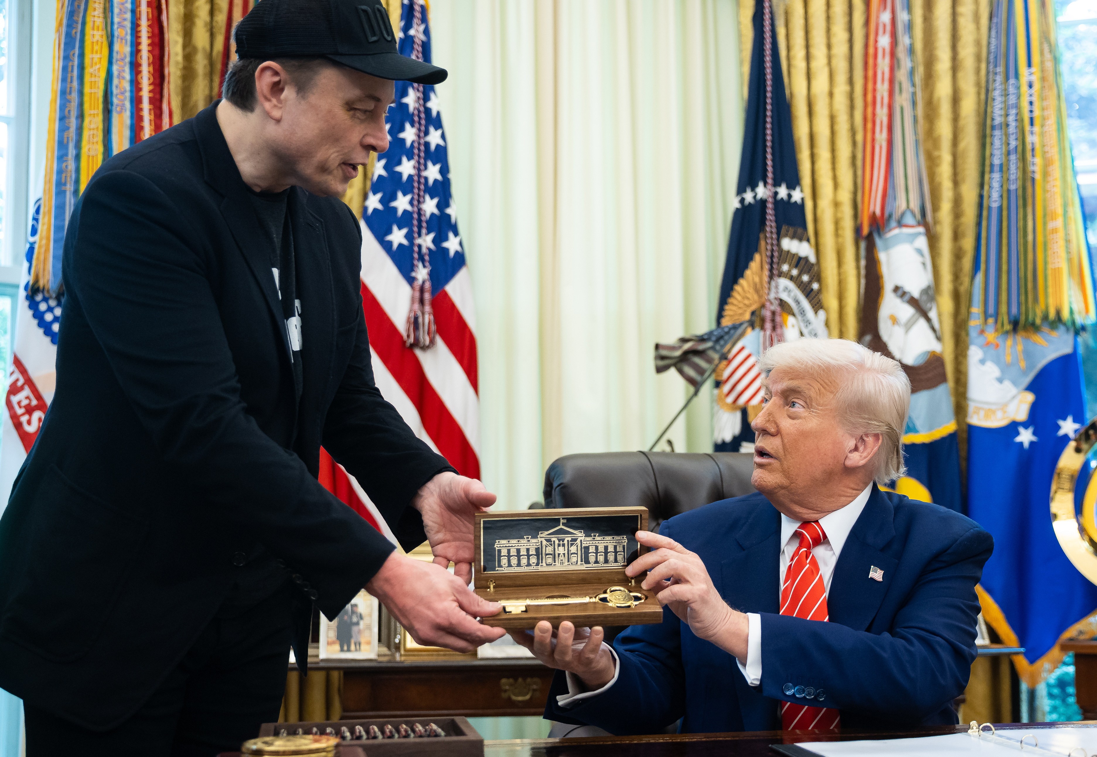 Trump se despide de Musk en la Casa Blanca y lo califica uno de los ...