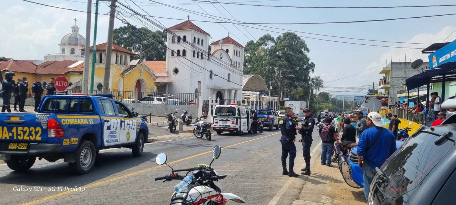 Panic moment were lived in Bárcenas, Villa Nueva, where a shooting between PNC and criminal agents originated. (Free Press Photo :)