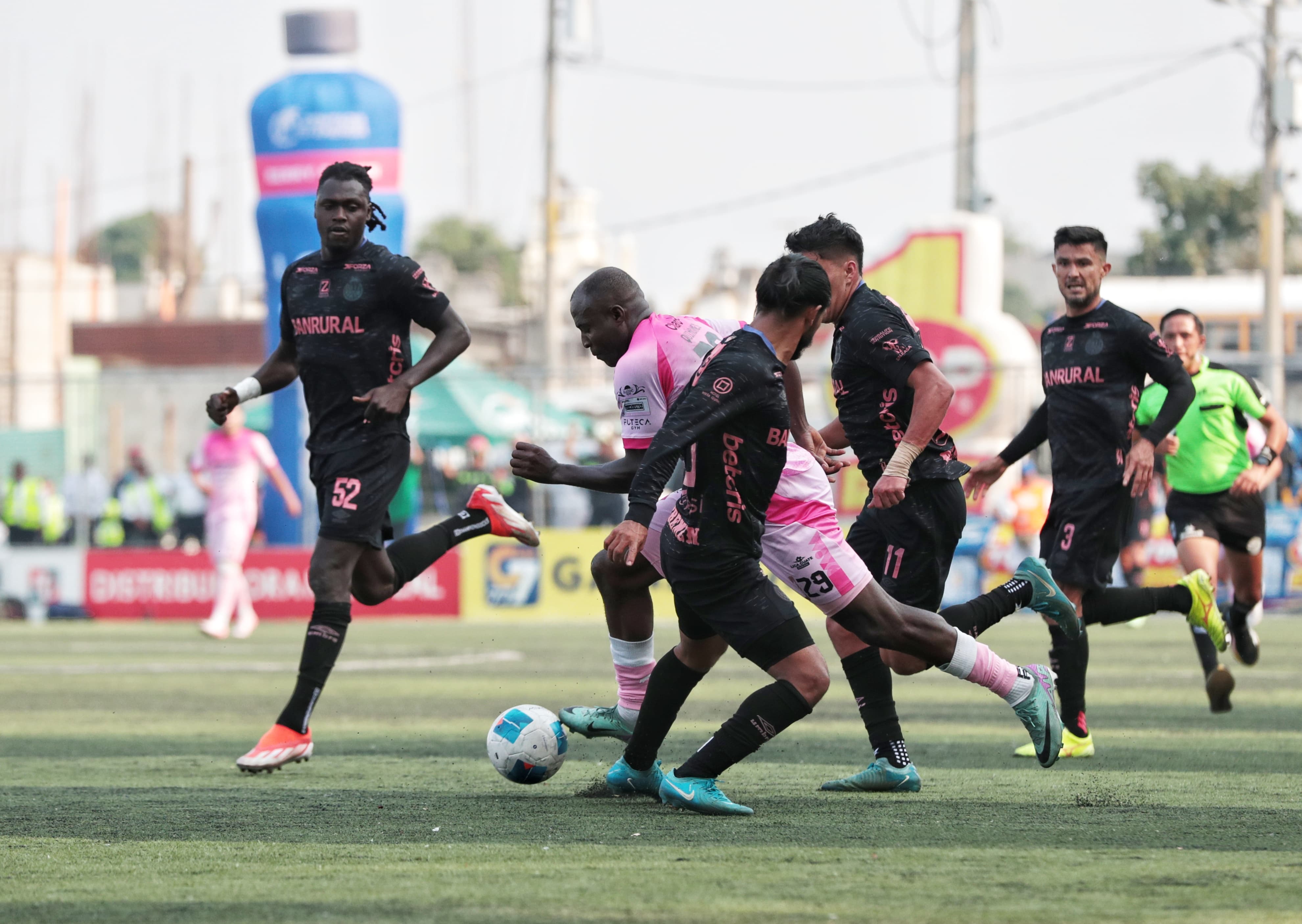 Mixco y Municipal protagonizan el duelo por el liderato en Santo Domingo: Así se complementará la jornada 19