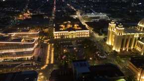 Visita area del centro historio de El Salvador, donde se puede observar la catedral metropolitana (d), el palacio nacional (c) y la biblioteca nacional (i).

Foto Prensa Libre: Carlos Ochoa 02052025