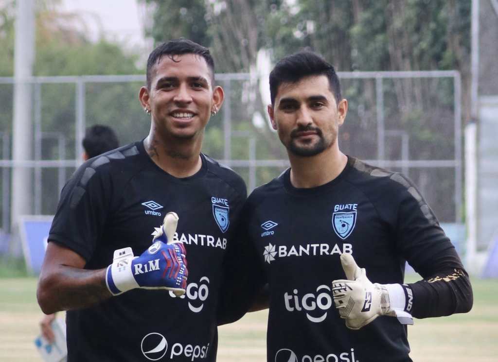 Kenderson Navarro y Luis Morán, los dos porteros que disputaron la final del Clausura 2025.