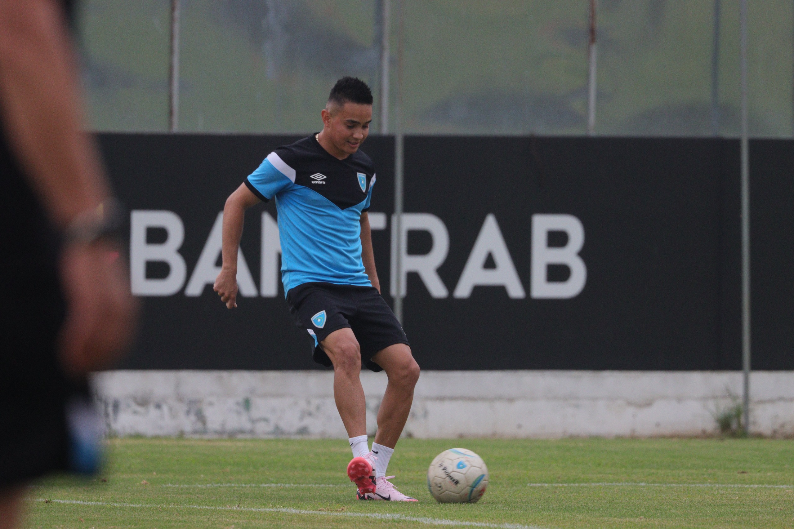 Óscar Santis se une motivado a la Selección: “Por la cabeza solo debe pasar ganar y ganar”