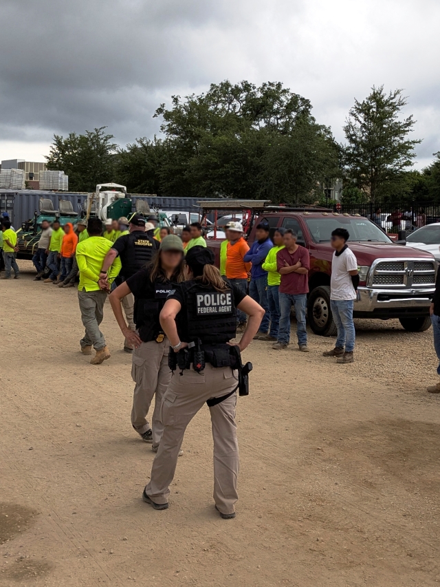 They arrest more than 100 migrants from Mexico, Colombia and Central America in a work in Florida