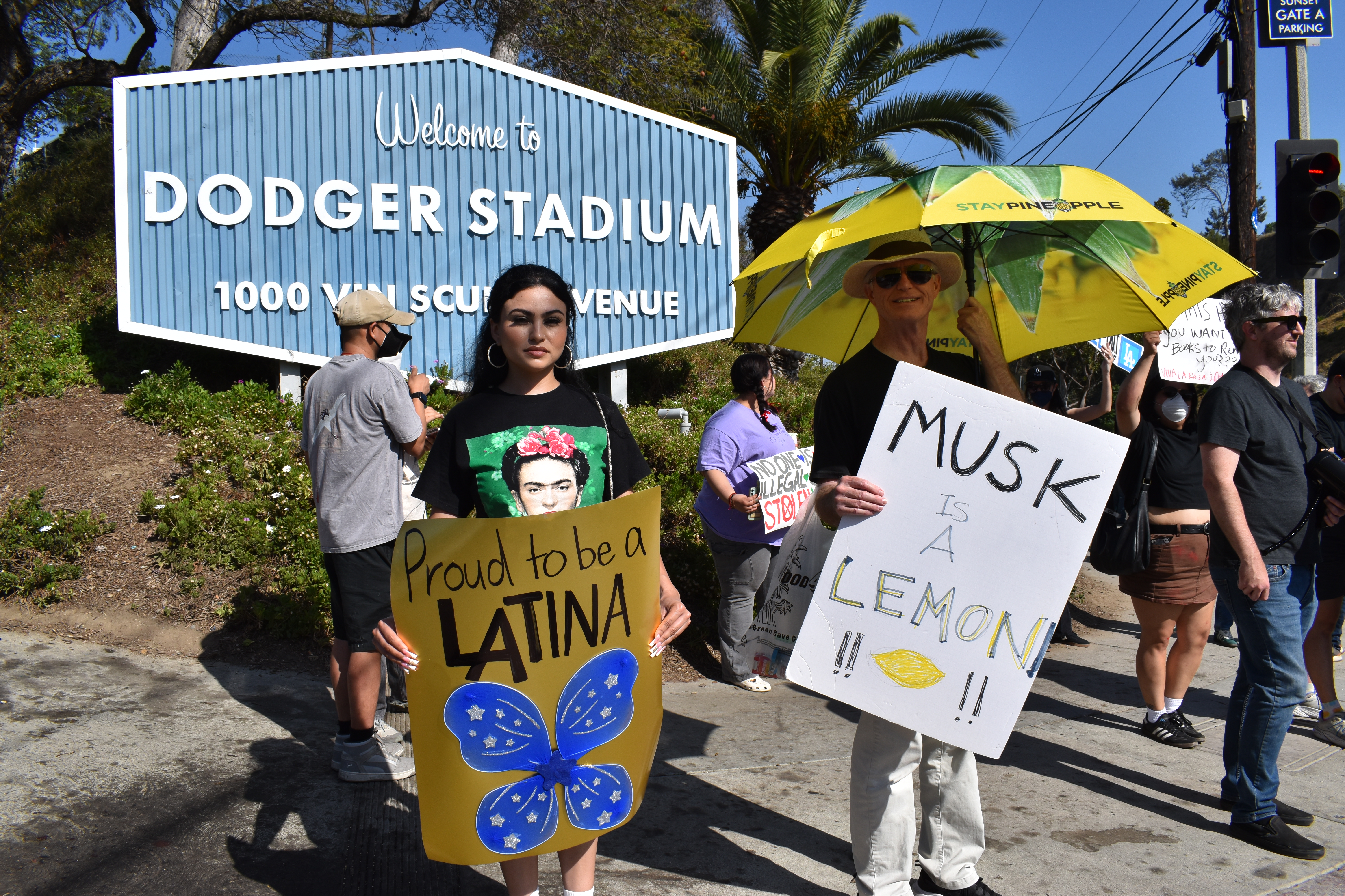 Los Dodgers destinan US$1 millón en apoyo a la comunidad migrante en Los Ángeles afectada por las redadas de Donald Trump