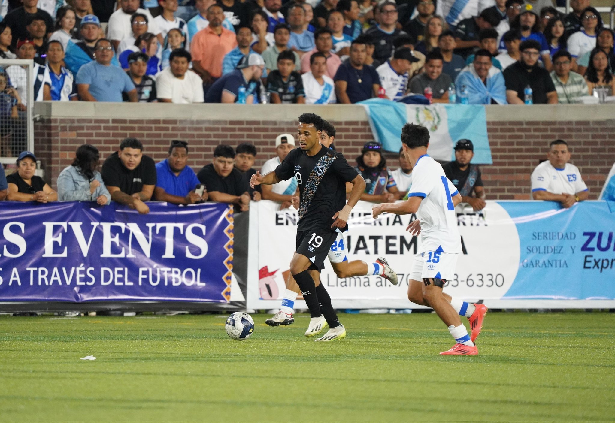 Brandon Ramírez: el juvenil de 16 años que le amargó la noche a Guatemala con gol en su debut