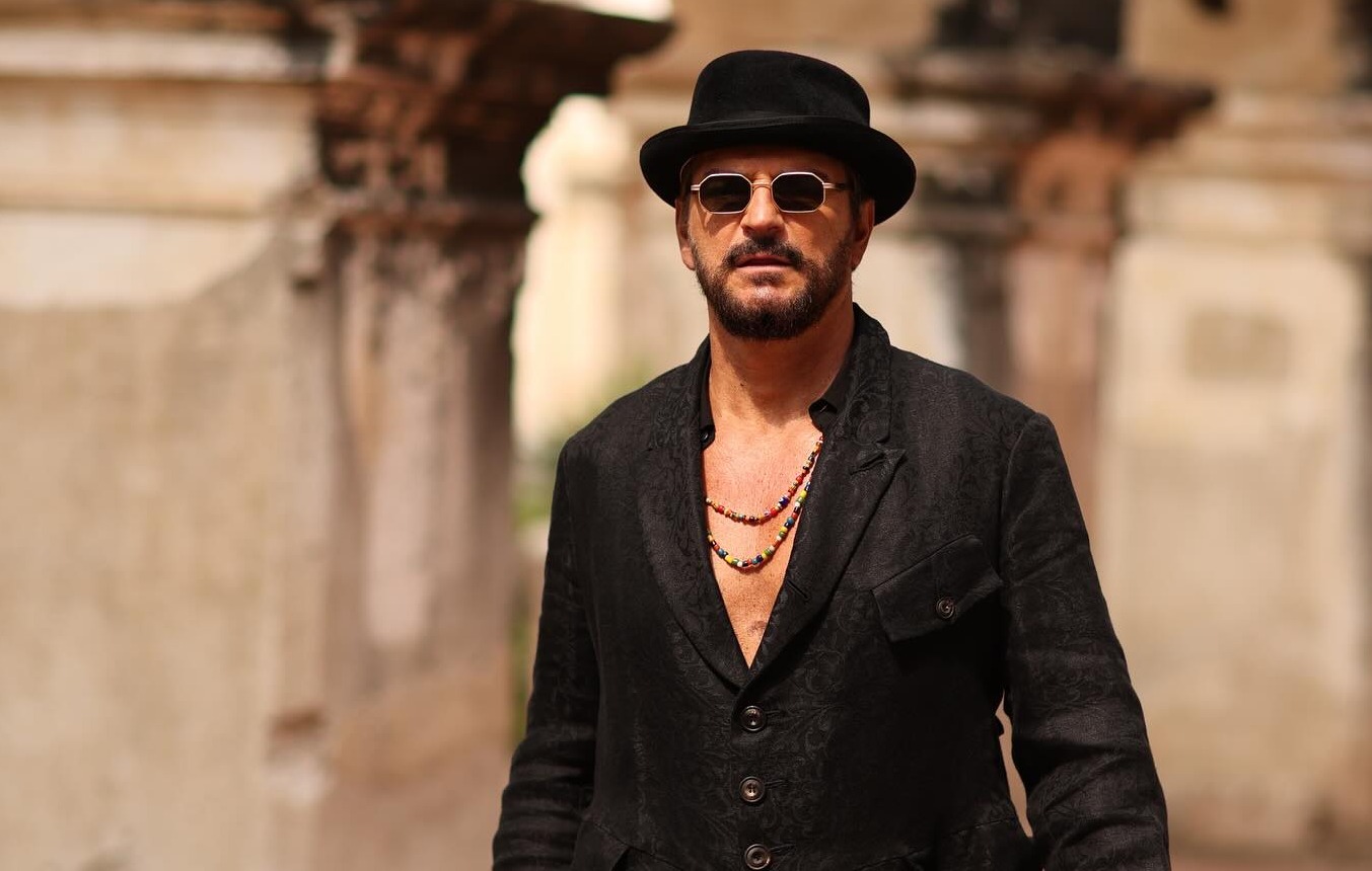 Ricardo Arjona, las marimbas orquesta y otras revelaciones del cantautor  antes de su residencia y gira en Guatemala