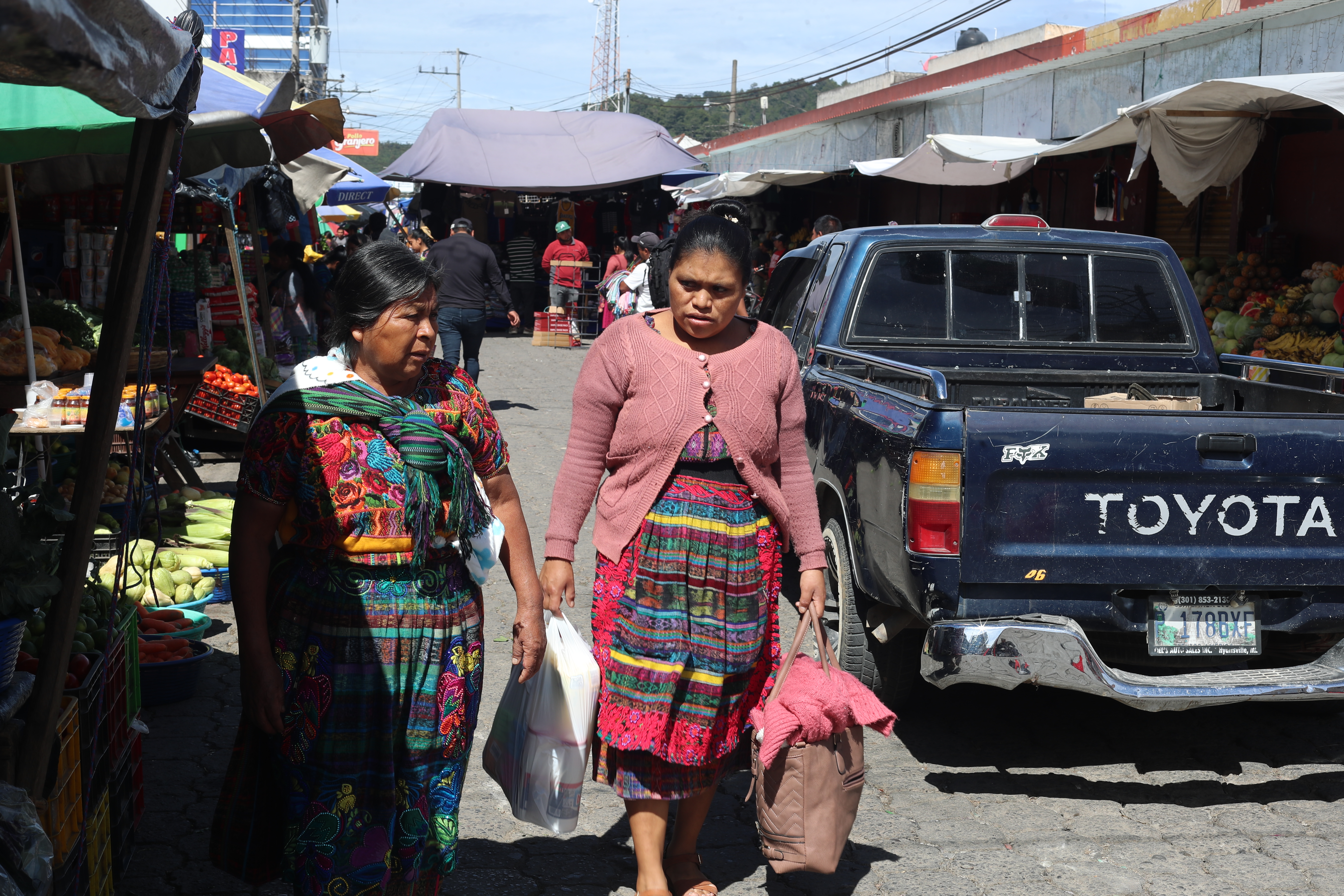 El aumento de la deuda pública implica que una mayor parte de los impuestos que pagan los guatemaltecos se destina al servicio de compromisos financieros del Estado. (Foto, Prensa Libre: Juan Diego González).