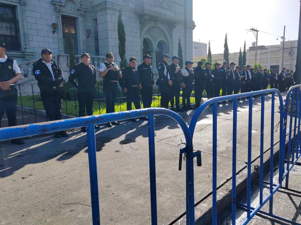 PNC Palacio Nacional plantón maestros