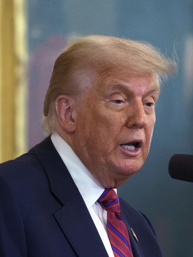 Signing ceremony for cryptocurrency legislation at the White House in Washington