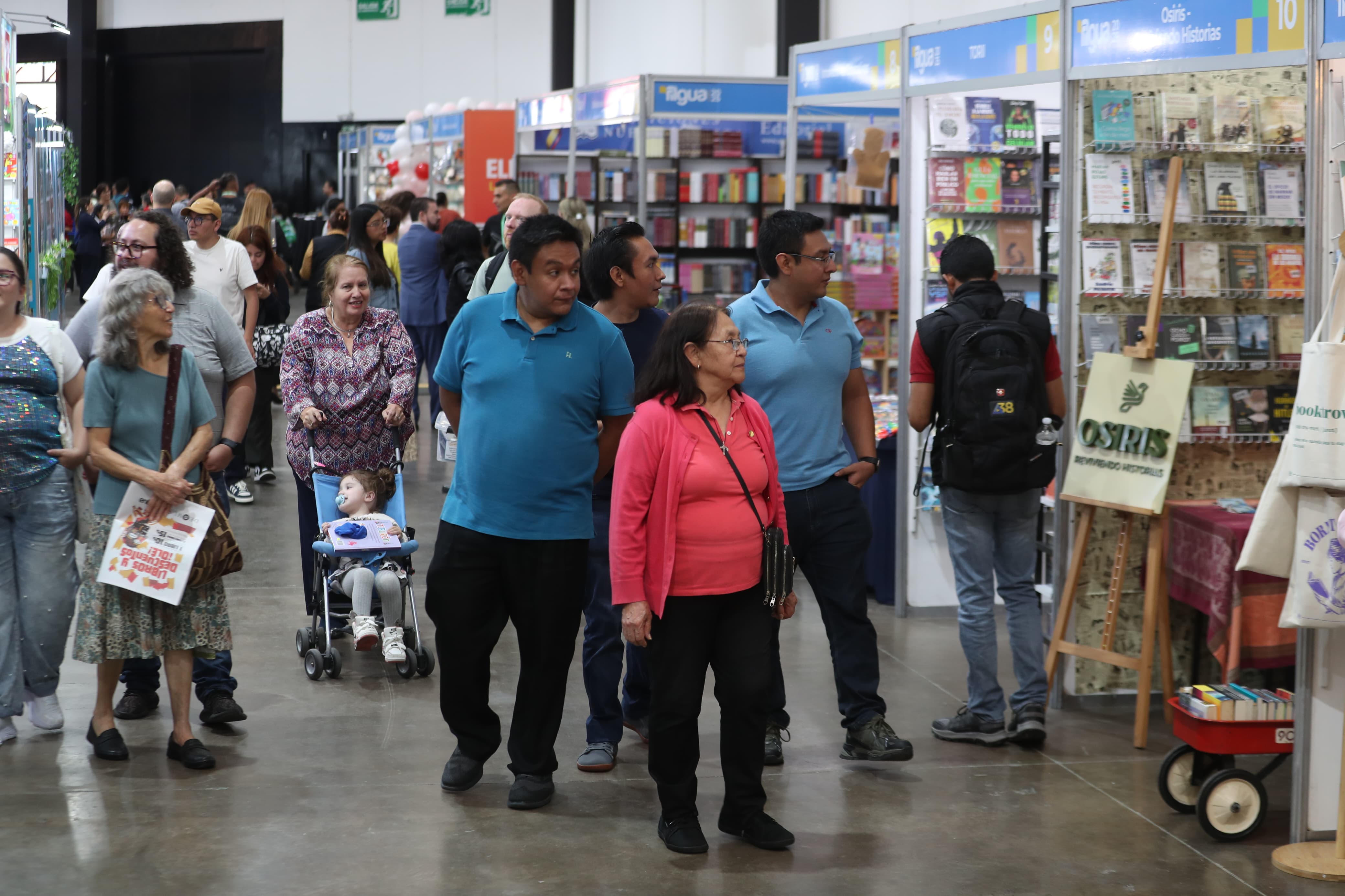 Filgua 2025 abre sus puertas con inclusión, libros mayas, manga y espacios para todos