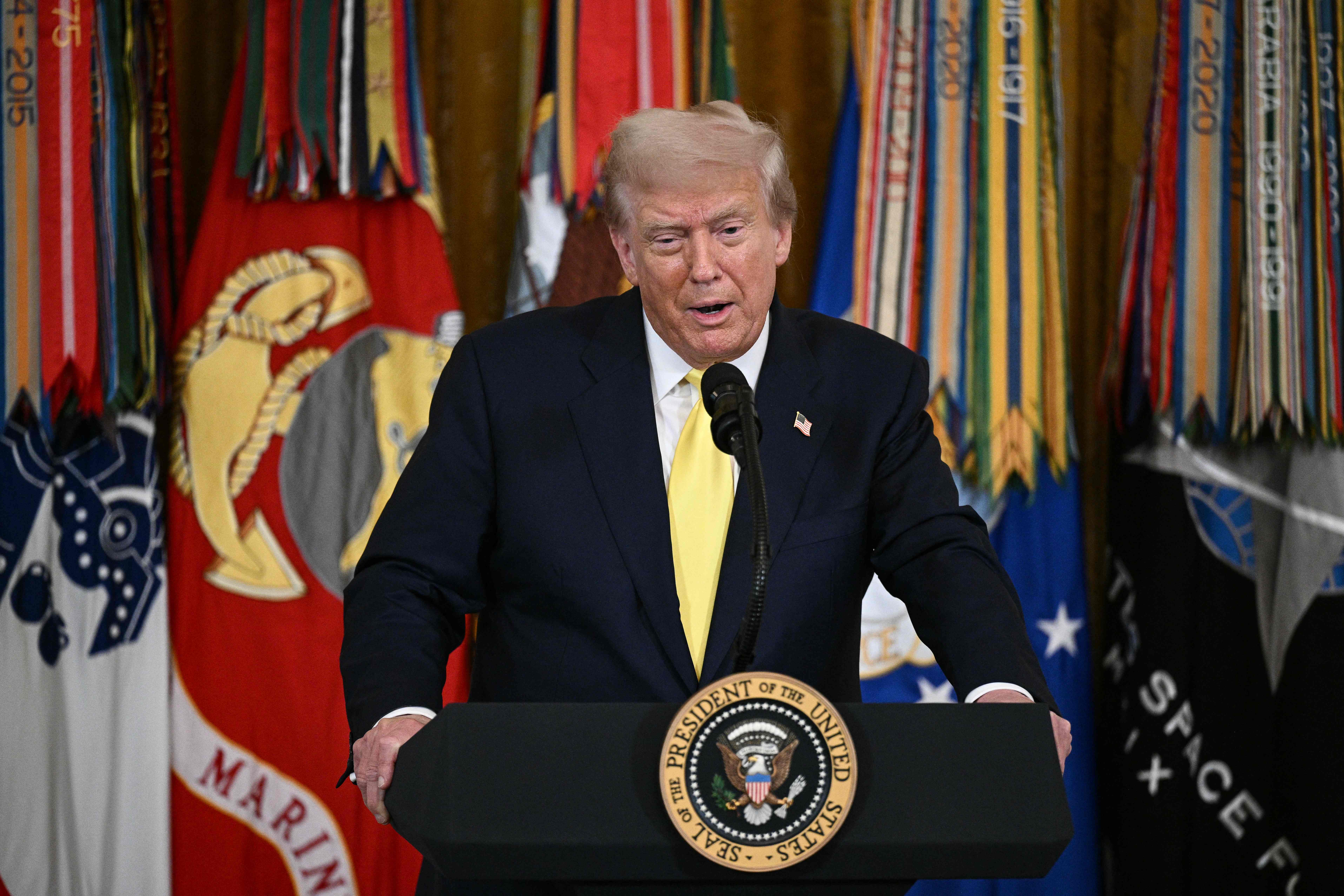 Autoridades migratorias de EE. UU. han utilizado cárceles locales para detener a los ilegales detenidos. (Foto Prensa Libre: AFP)