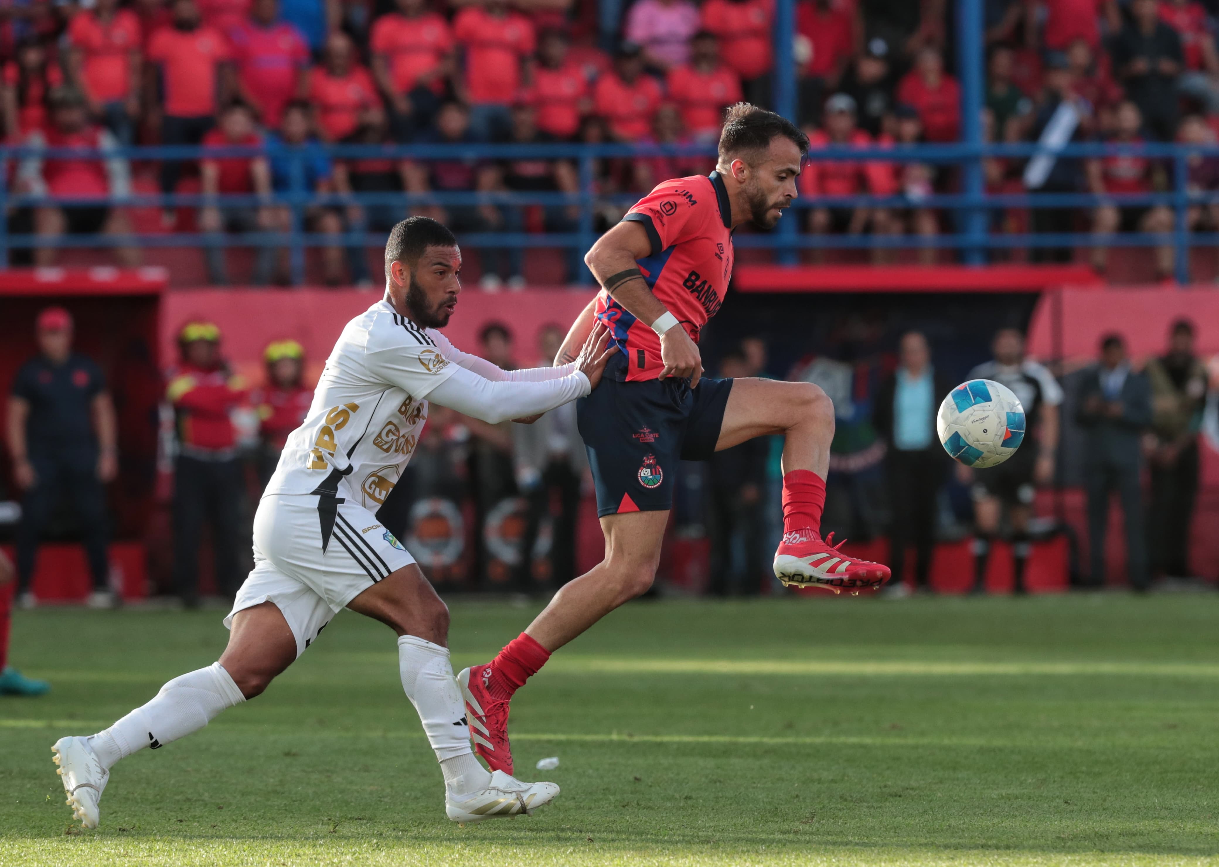 Clásico del futbol guatemalteco