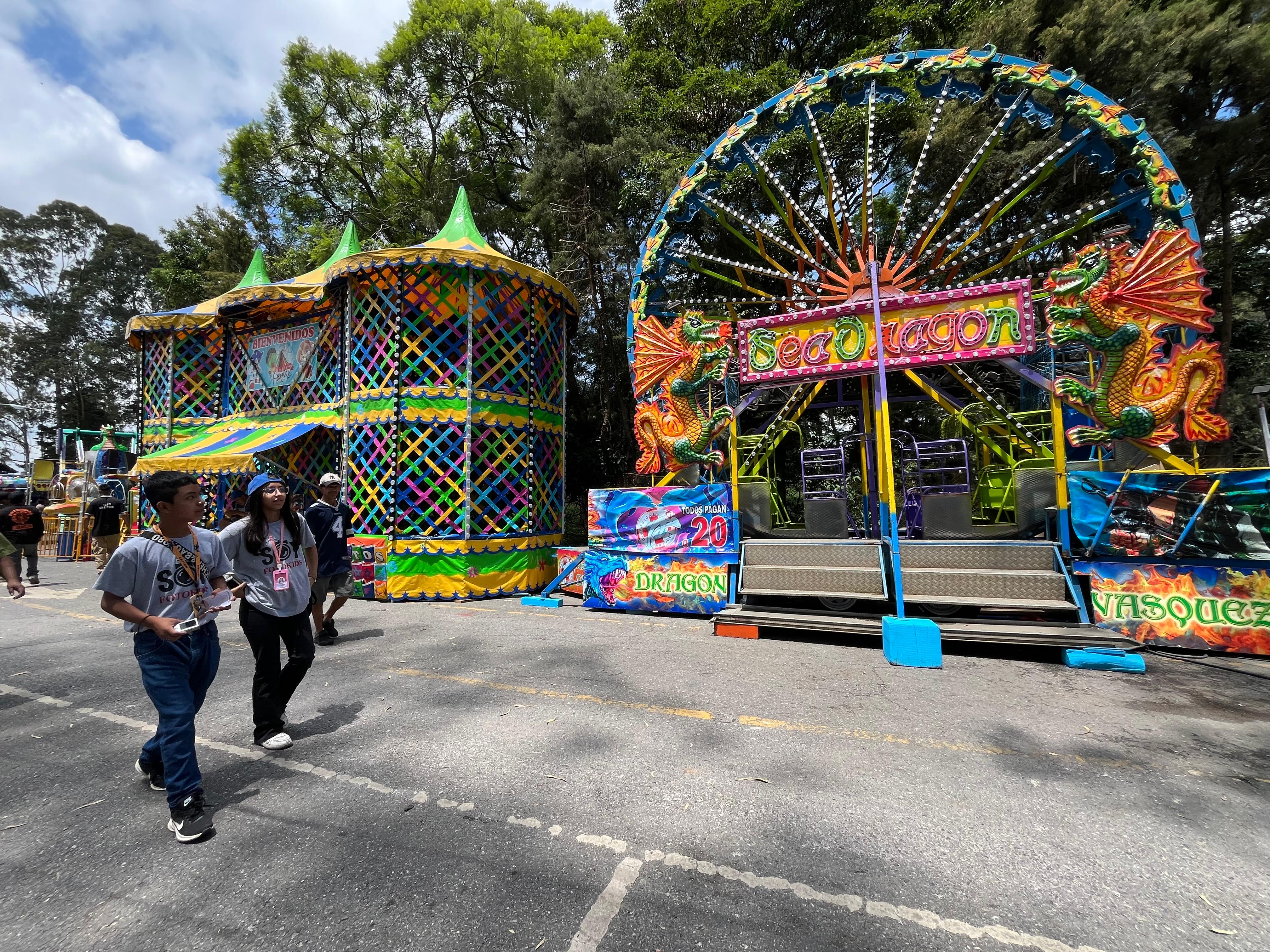 Comida, artesanías y juegos: más de 300 locales abren la Feria de