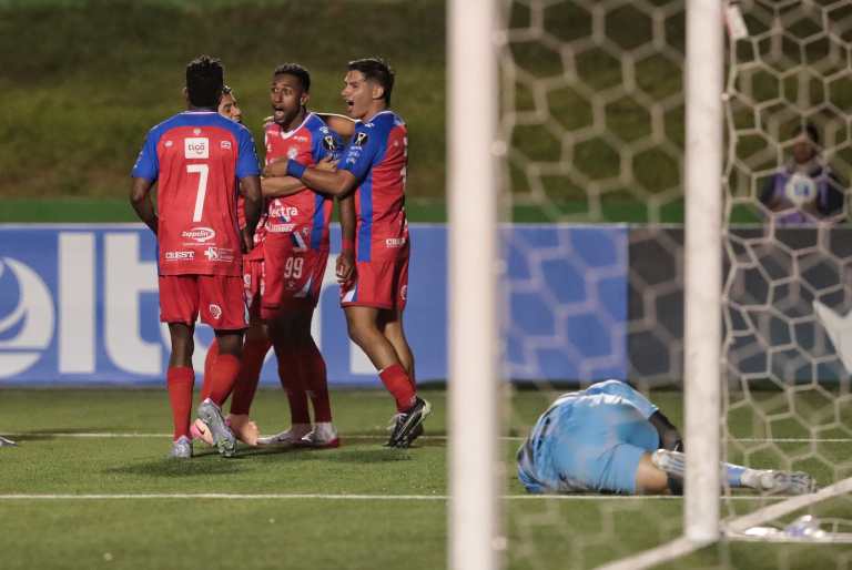 Concacaf amplía cupos para equipos guatemaltecos para la edición 2