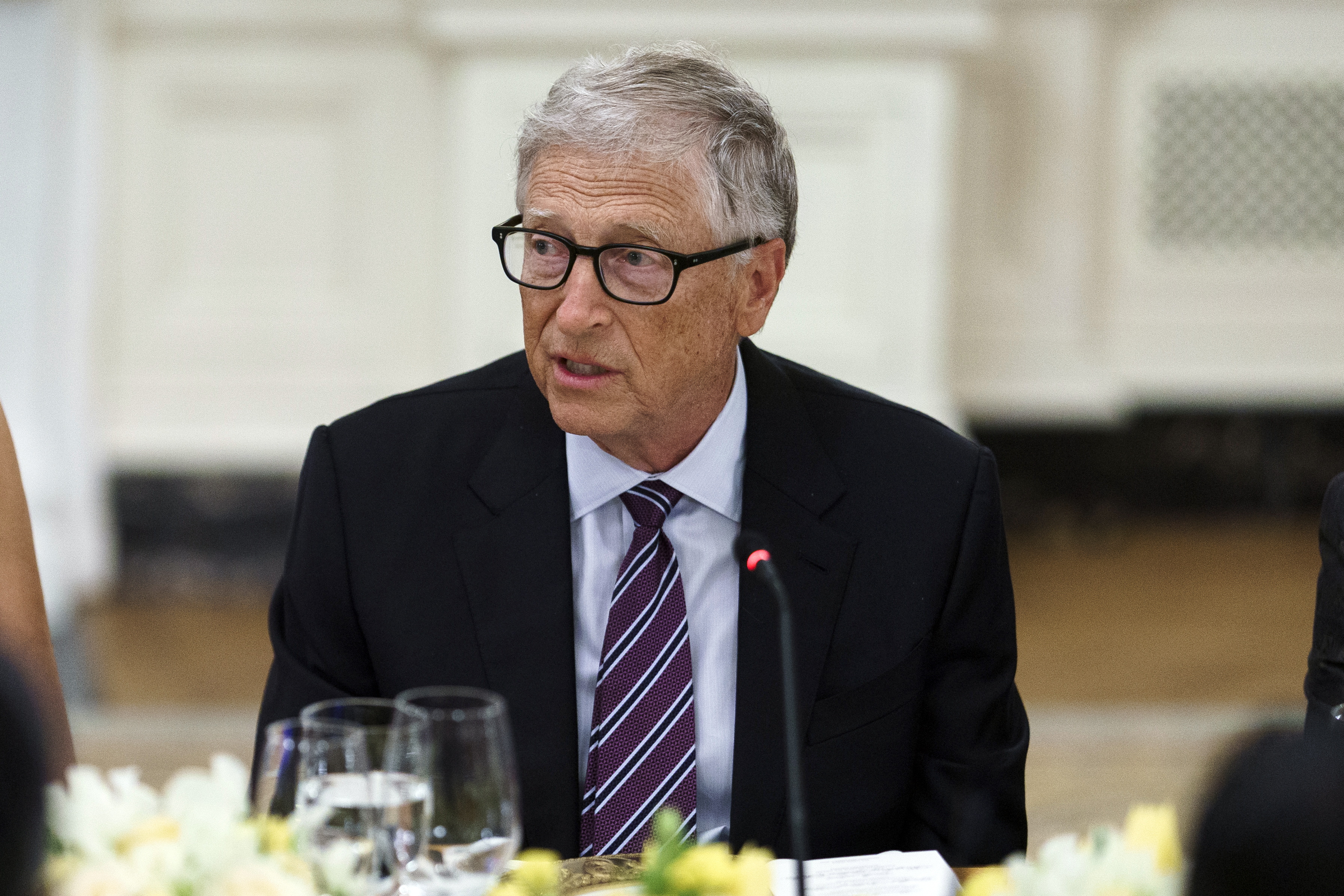 Bill Gates advertencia IA sin control