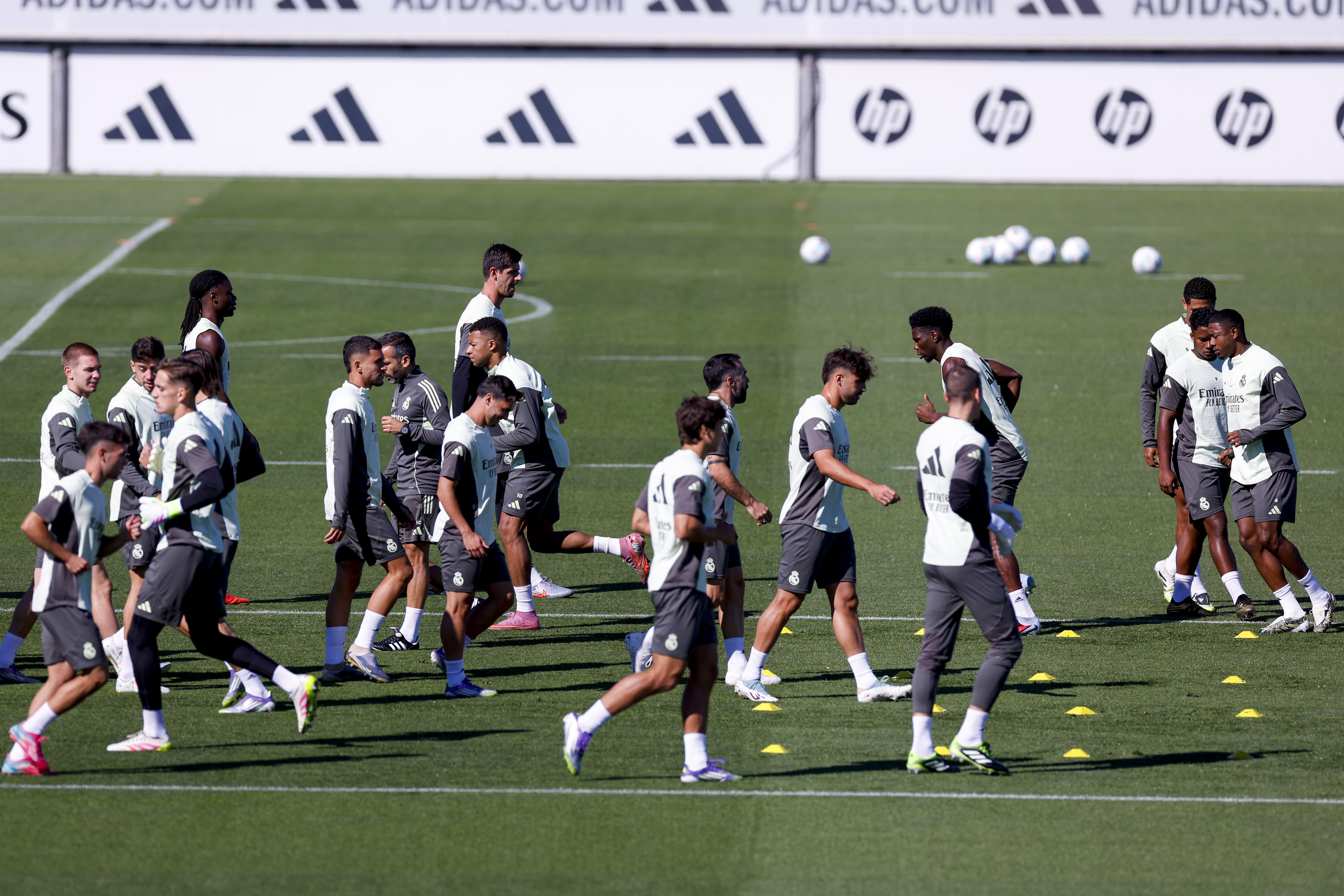 Esta es la razón por la que el Real Madrid no participará en la ceremonia del Balón de Oro. ( Foto Prensa Libre : EFE).