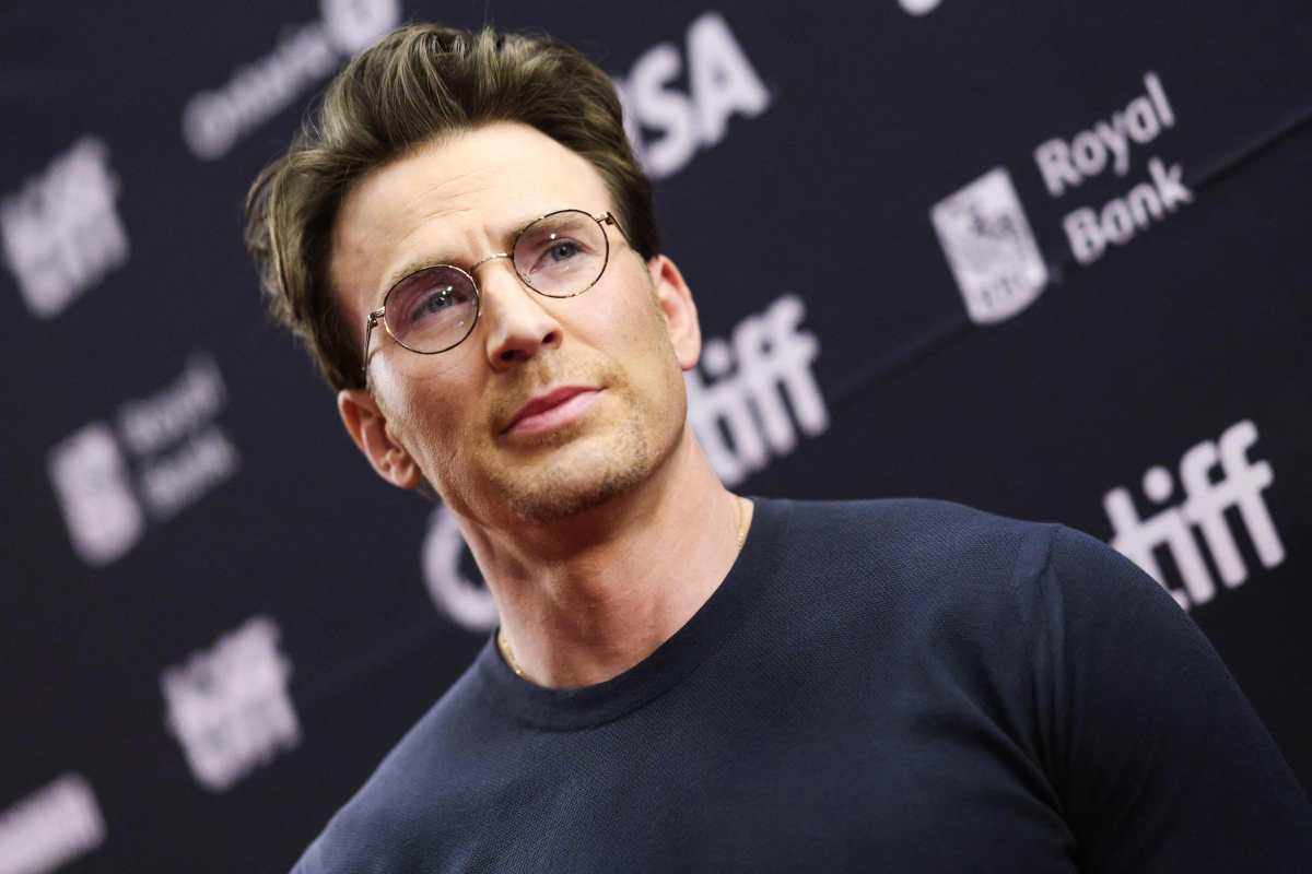Chris Evans revela que quería volver como Capitán América, pero no como Marvel lo proponía