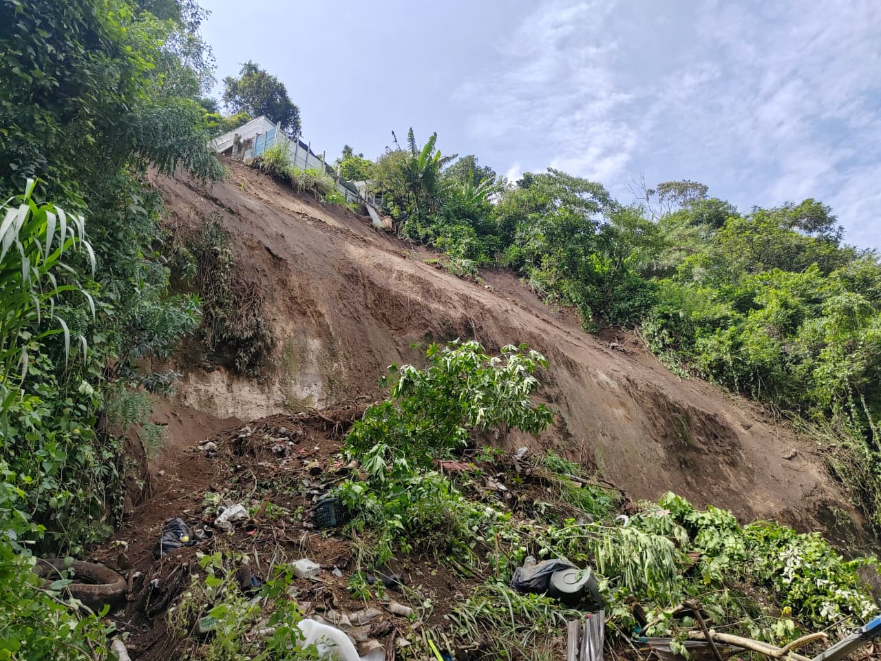 DERUMBEBOCADELMONTE 02'