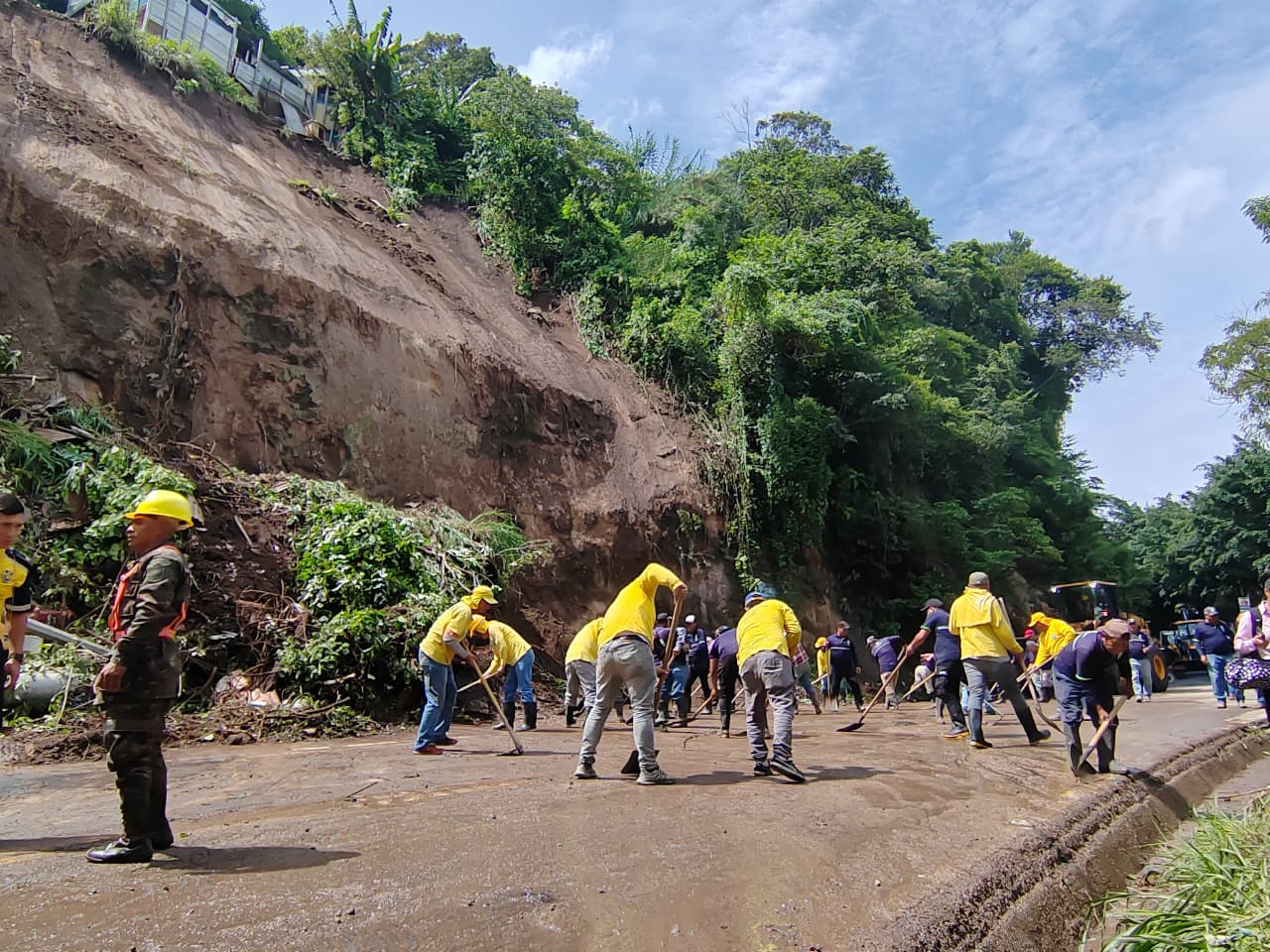 DERUMBE BOCA DEL MONTE 11'
