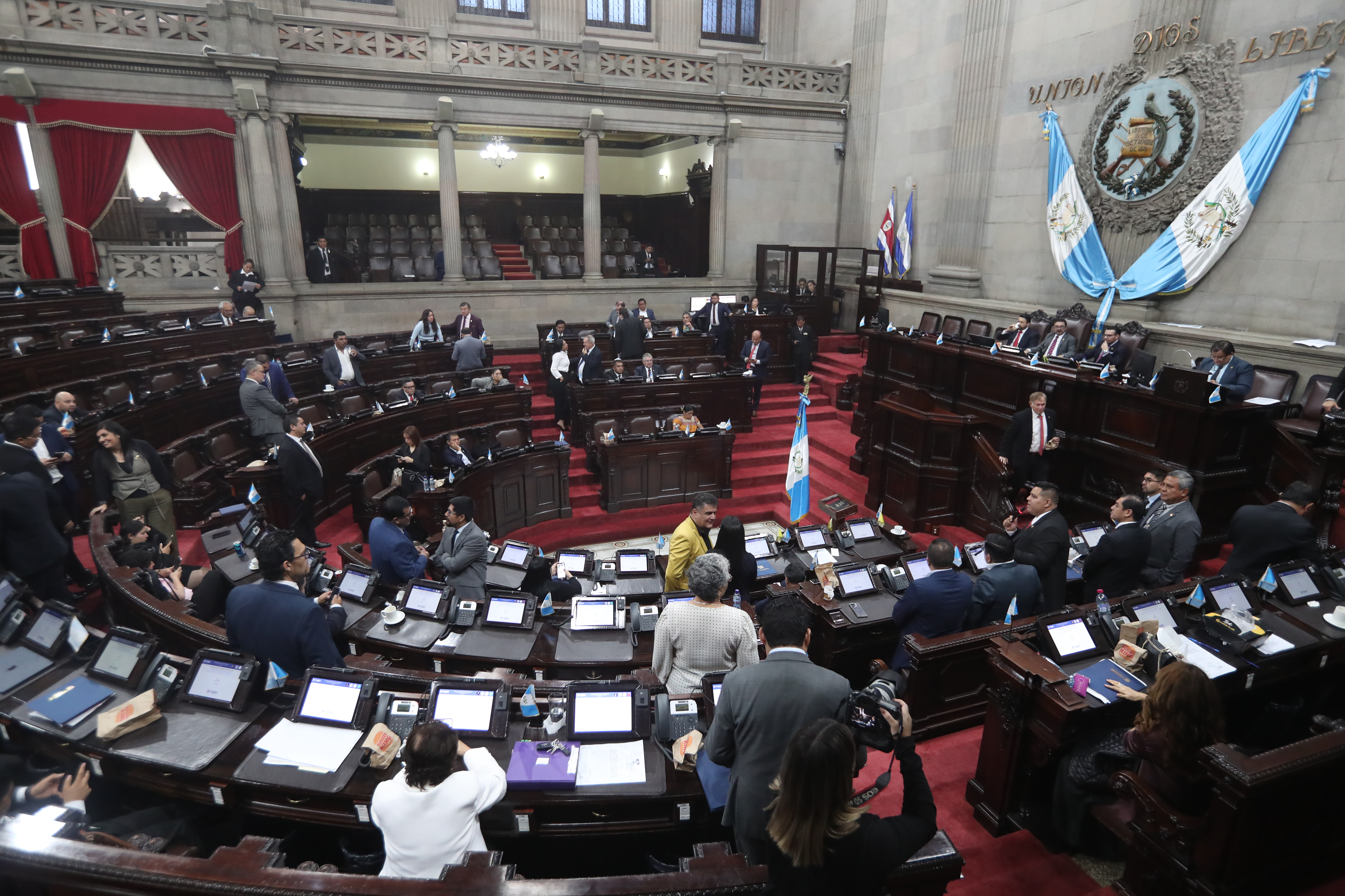 PRESUPUESTO MP Y SESION PLENARIA'