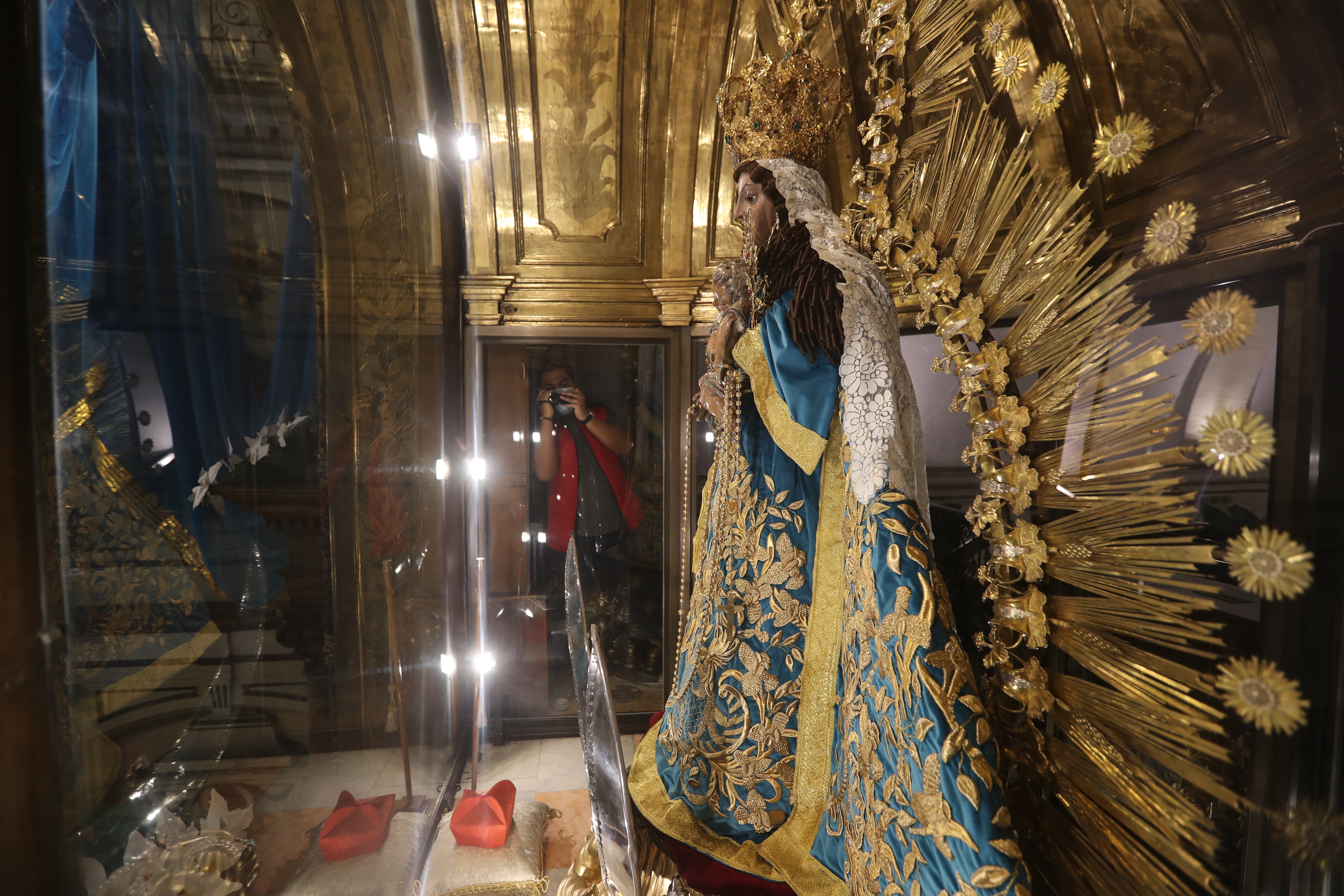 VIRGEN DEL ROSARIO