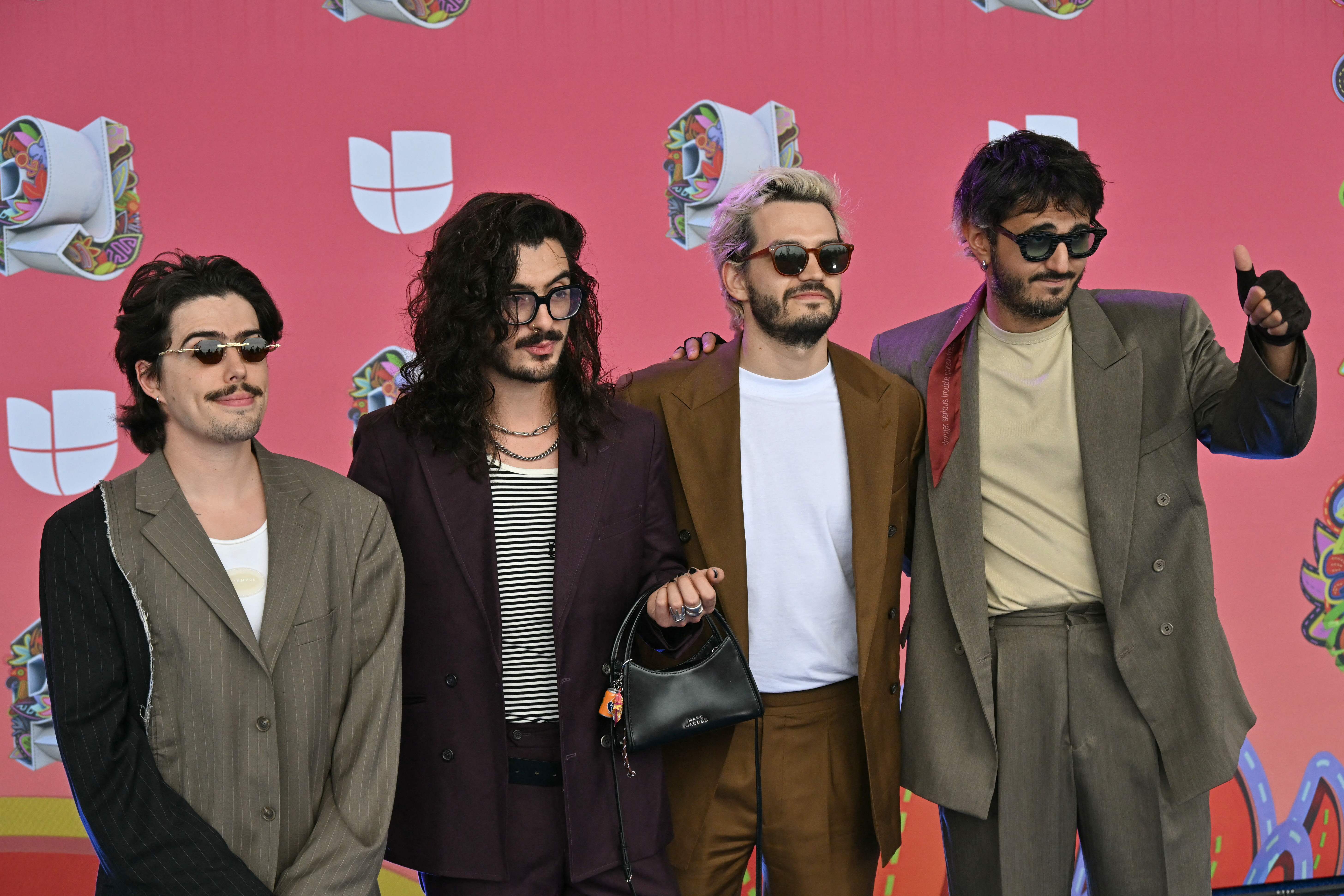 PREMIOS JUVENTUD 2025