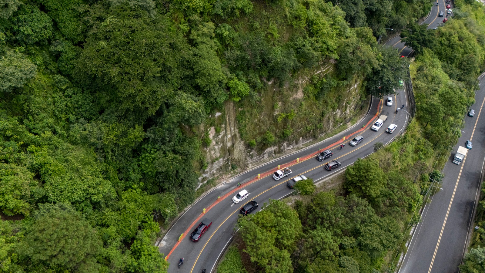 derrumbe en avenida hincapié en septiembre 2025