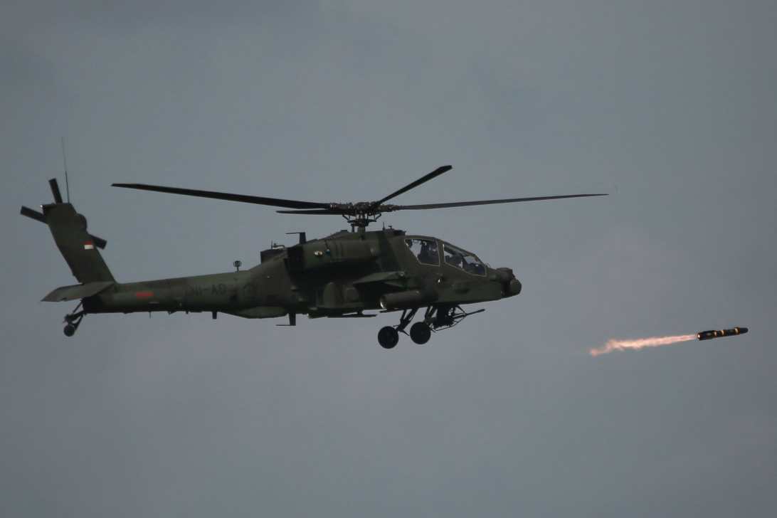 “No conocemos ninguna tecnología que pueda hacer esto”: video de cuando OVNI parte un misil Hellfire en el aire